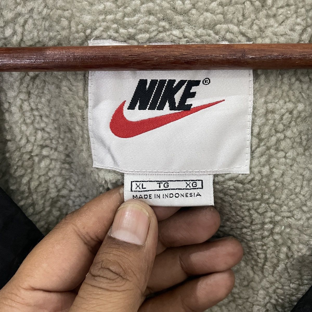 Nike Vintage 90s Nike Big Logo Jacket Size US XXL / EU 58 / 5 - 6 Thumbnail