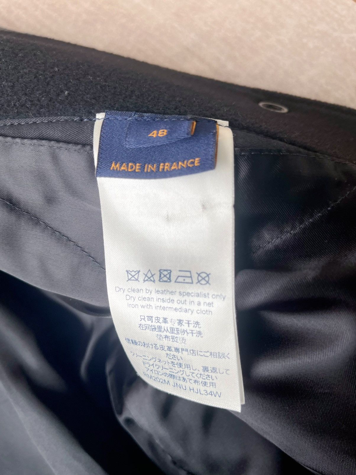 Louis Vuitton Luxury Louis Vuitton jacket Size US M / EU 48-50 / 2 - 3 Thumbnail