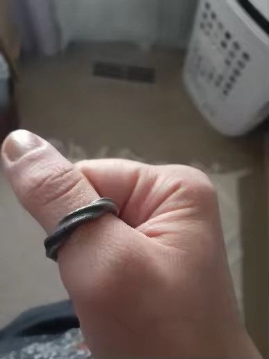 Jewelry 5mm Mobius Ring (size 6-12) Size ONE SIZE - 6 Thumbnail