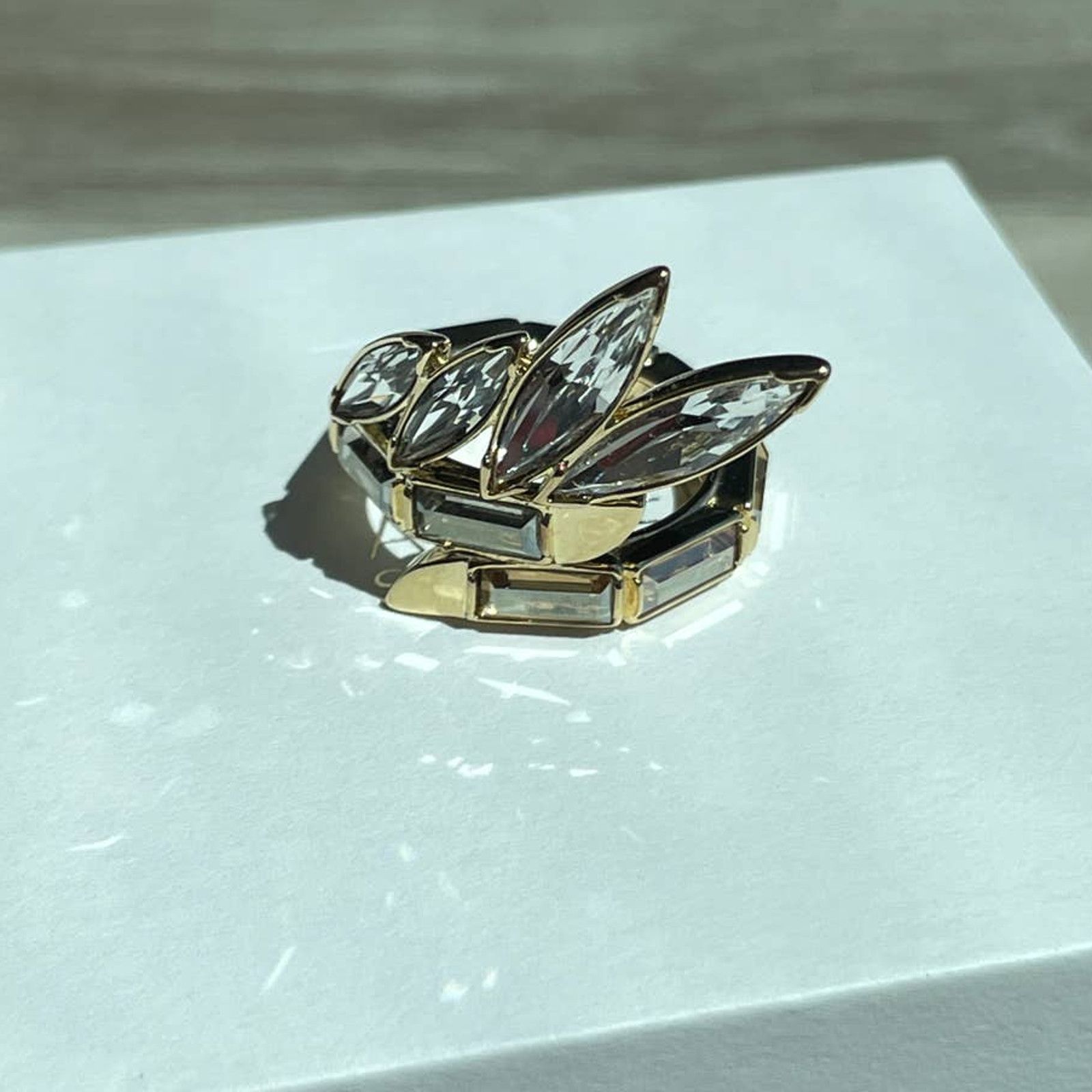 Swarovski Swarovski Atelier Wonder Woman ring Size 6 / EUR 52 Size ONE SIZE - 1 Thumbnail