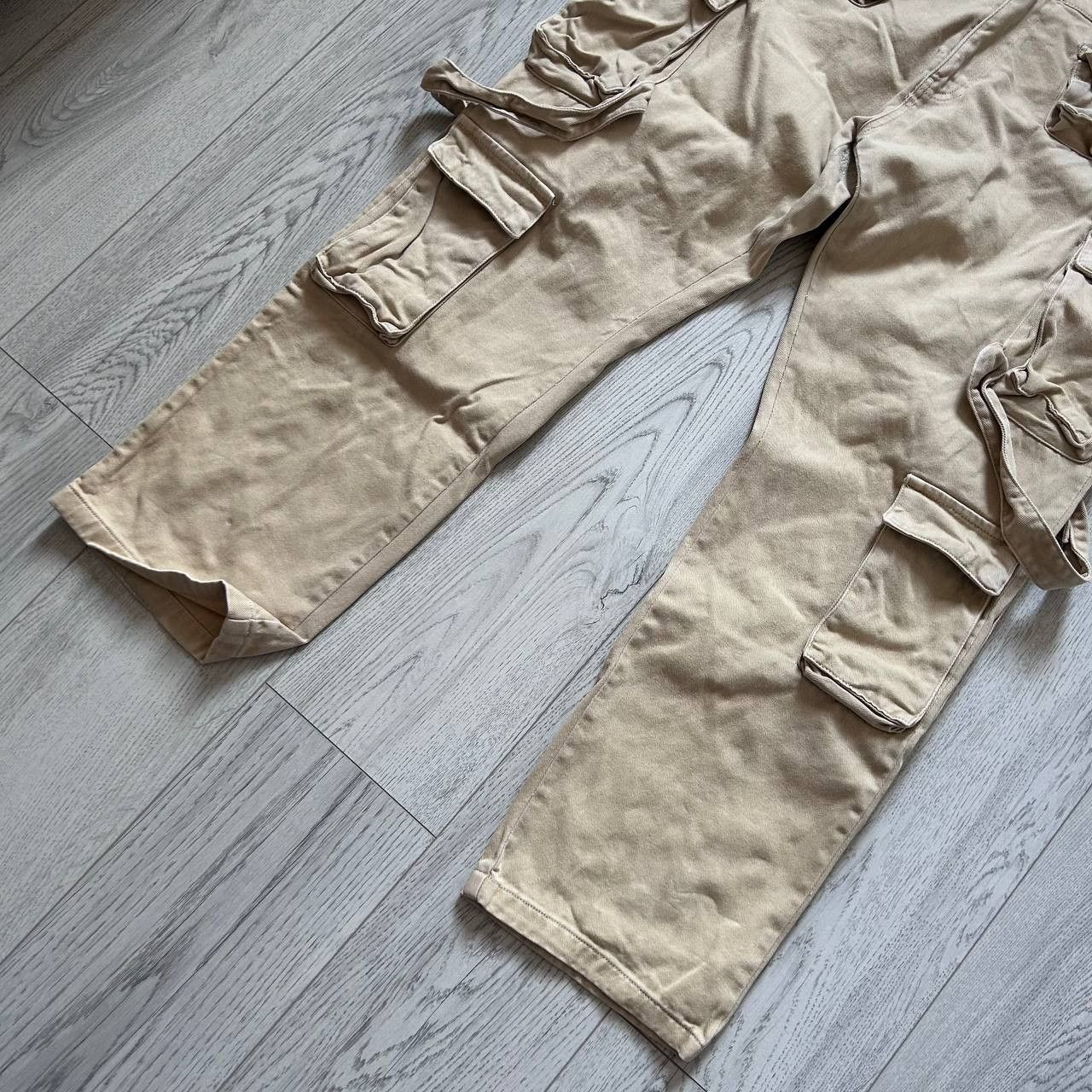 Other Men's beige multi-pocket cargo pants, size XXL W36 L36 Size US 36 / EU 52 - 4 Thumbnail