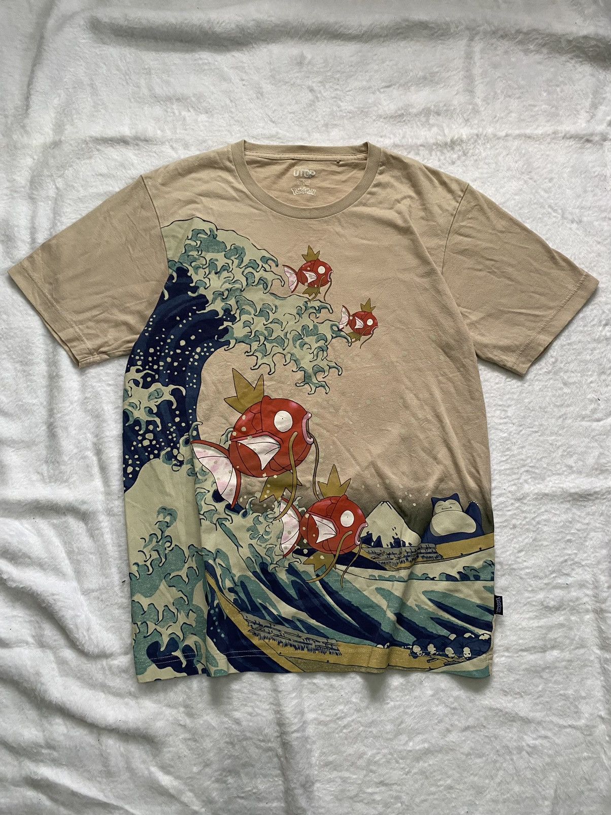 Nintendo Pokemon Uniqlo Tshirt Size US M / EU 48-50 / 2 - 1 Thumbnail