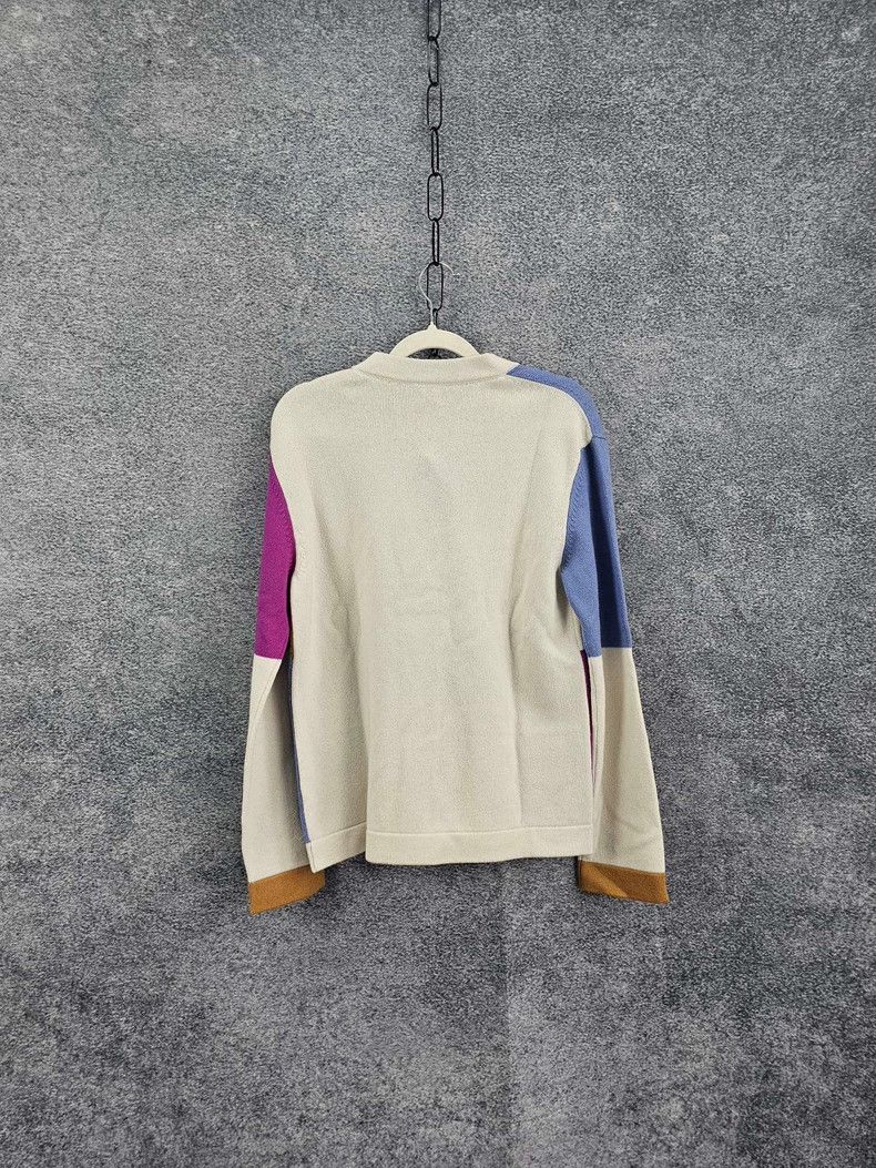 Chanel Chanel V-neck color-blocked knitwear Size XS / US 0-2 / IT 36-38 - 3 Thumbnail