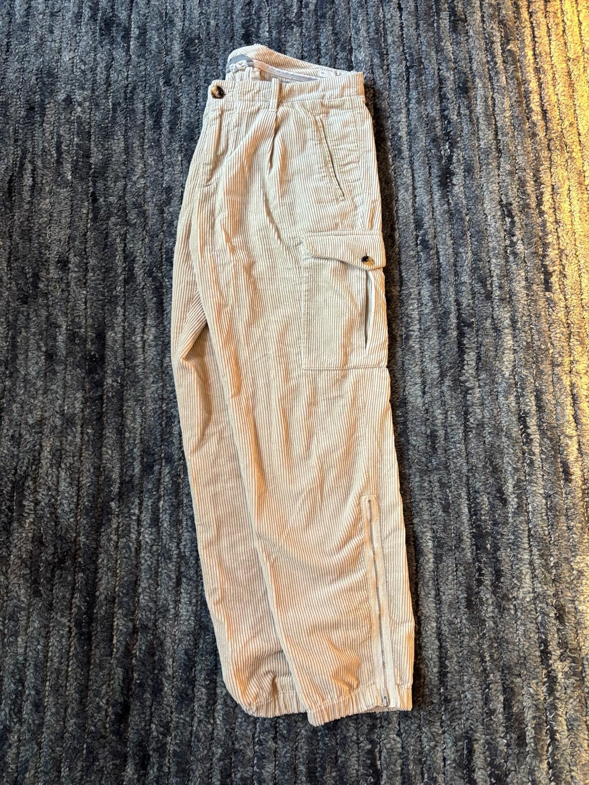Brunello Cucinelli Brunello Cucinelli Ivory Corduroy Cargo Pants Leisure Fit Size US 34 / EU 50 - 3 Thumbnail
