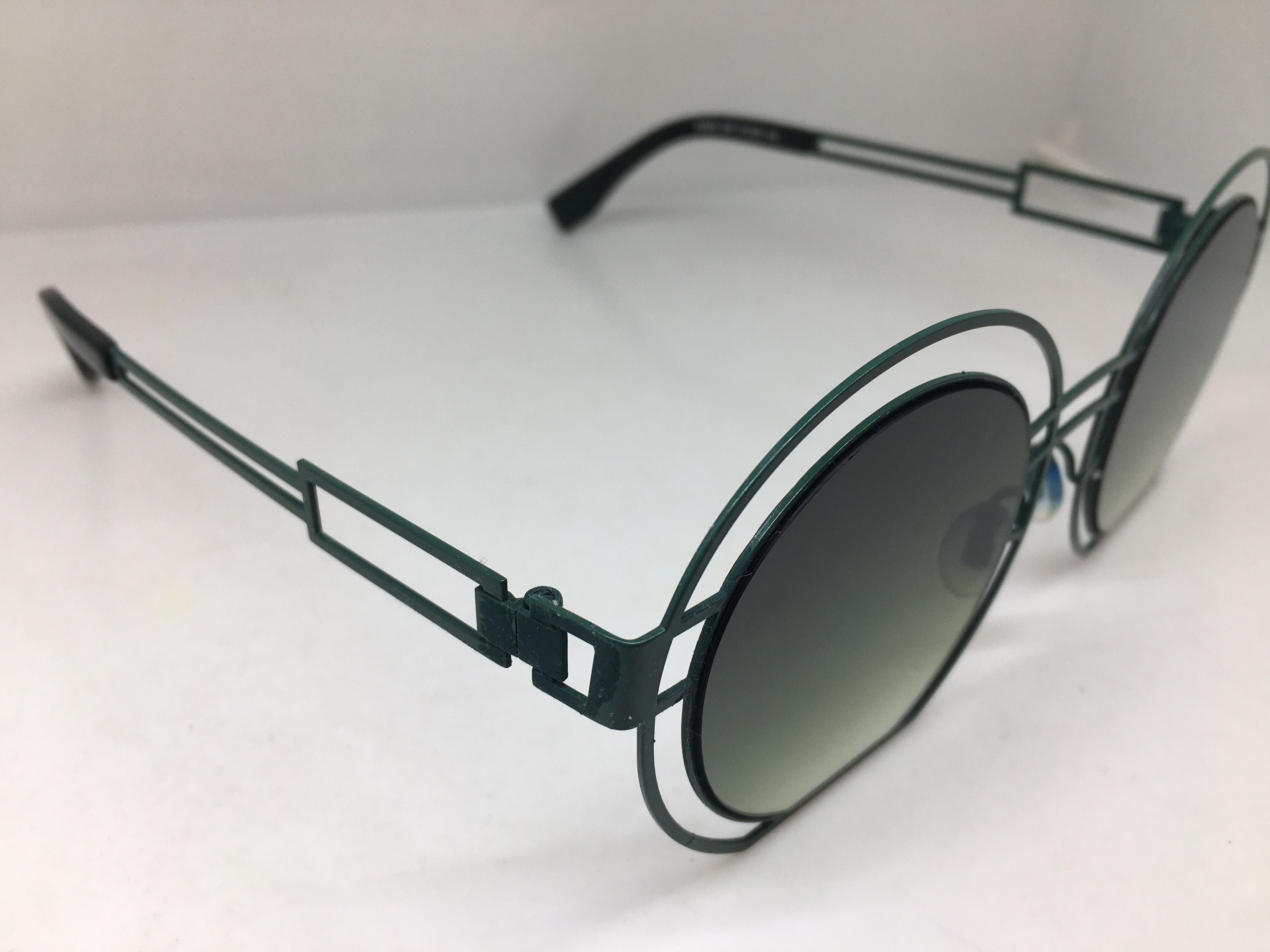 Other Super Sung Green Diva Sunglasses Frame HOLLYWOOD Size ONE SIZE - 2 Thumbnail
