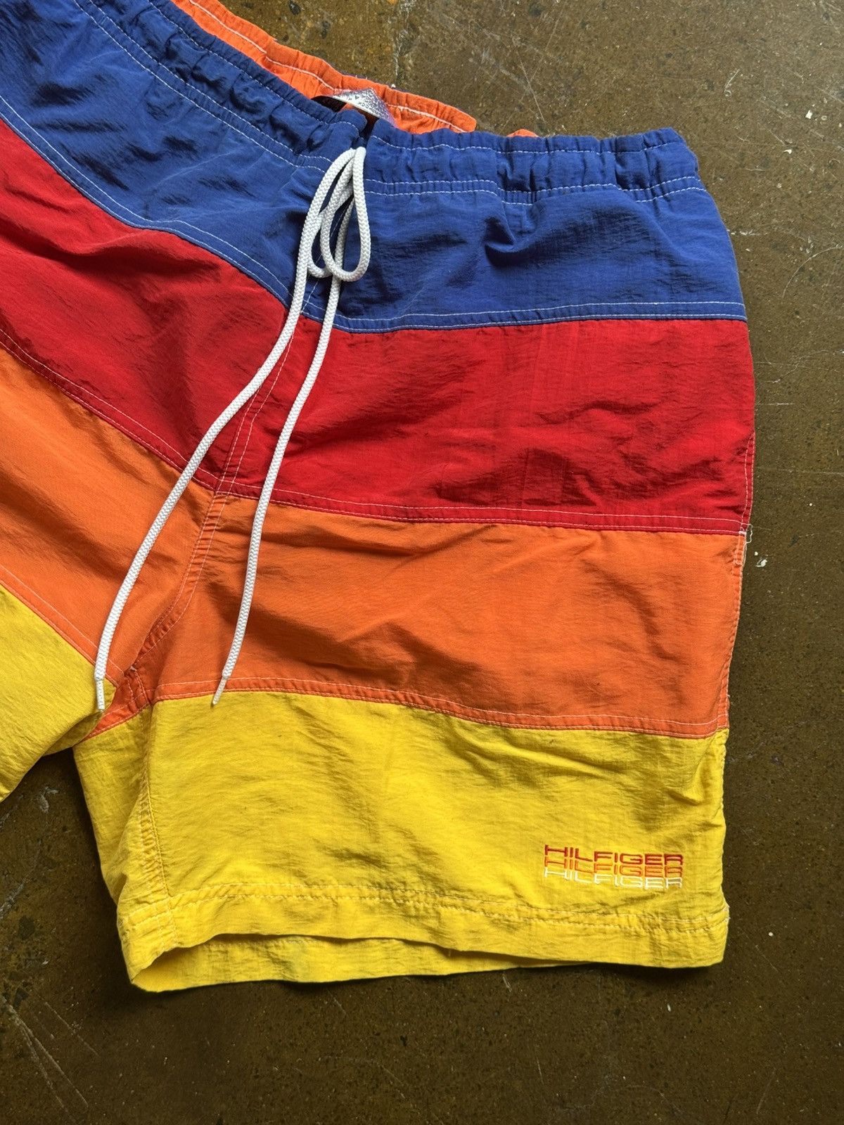 Tommy Hilfiger Tommy Hilfiger multi-coloured swim shorts Size US 34 / EU 50 - 3 Thumbnail