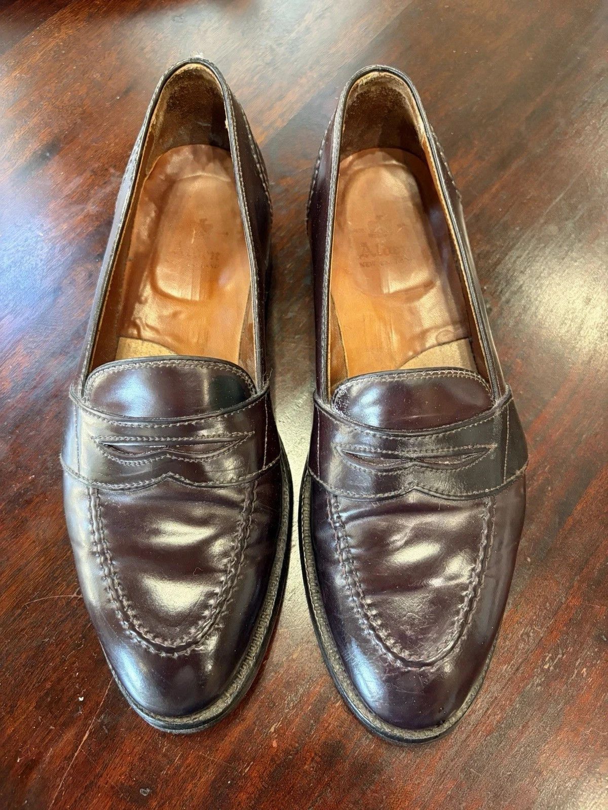 Alden Alden 684 Burgundy Cordovan Loafer Dress Shoes Men's 9.5 B/D Size US 9.5 / EU 42-43 - 2 Thumbnail