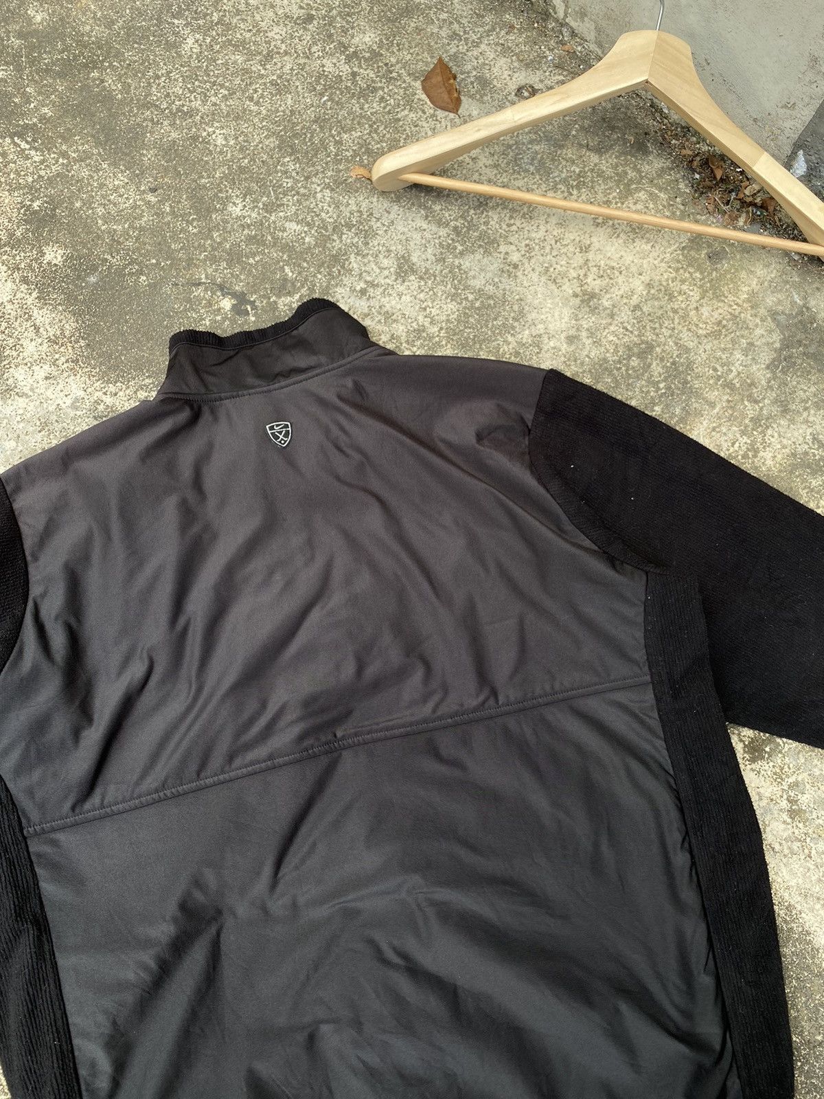 Vintage Vintage Nike Golf 90s Half Zipper - size 23.7” x 25.7” Size US S / EU 44-46 / 1 - 5 Thumbnail