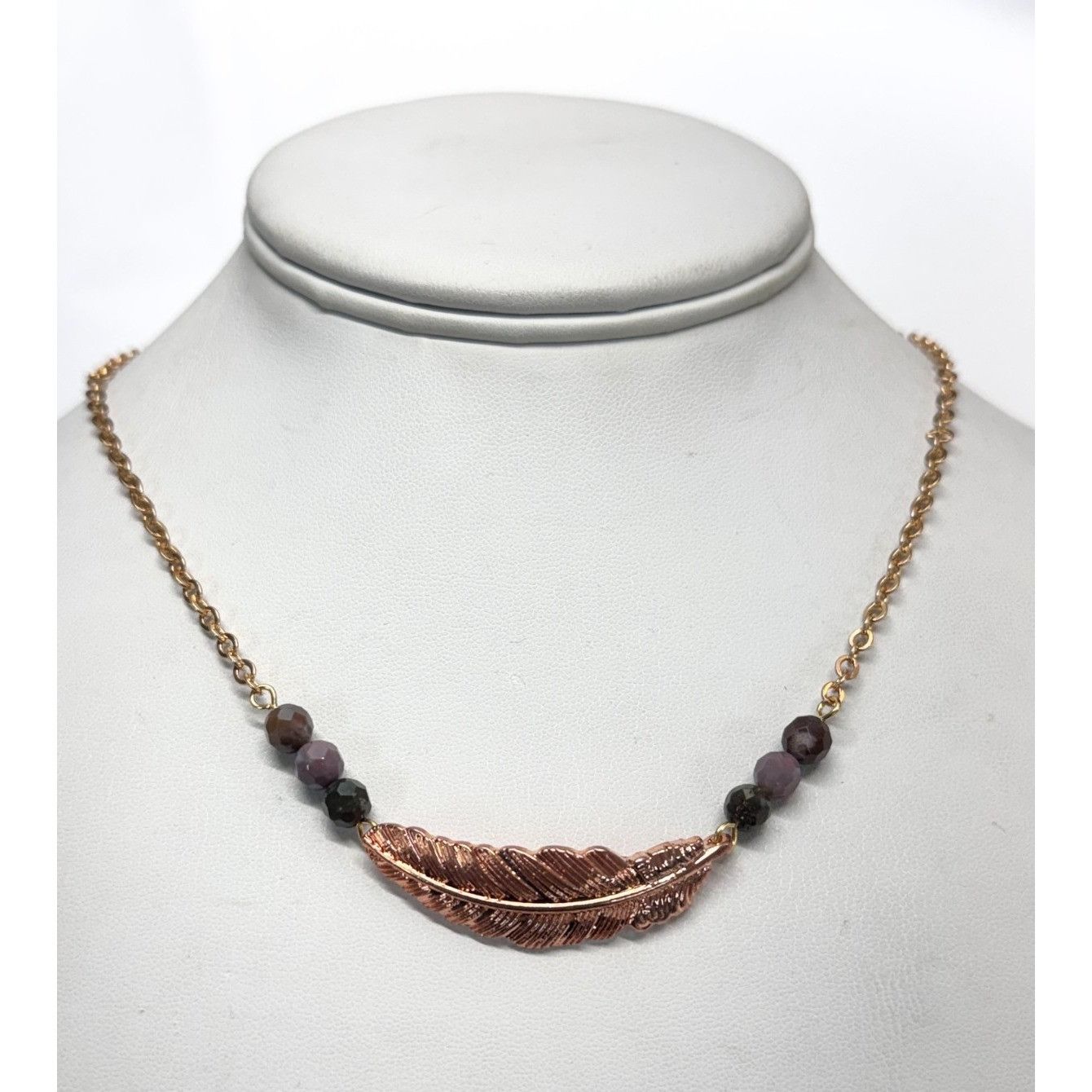 Vintage Vintage feather purple semi precious bead necklace Size ONE SIZE - 1 Thumbnail