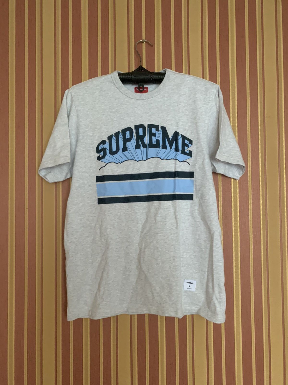 Supreme Supreme Shirt Men Grey Black Cotton Cloud Arc Graphic Size US L / EU 52-54 / 3 - 2 Thumbnail