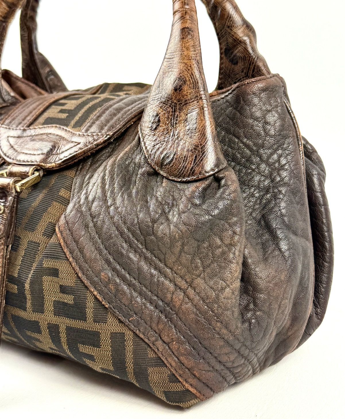 Fendi Fendi - 2000’s - Tortoise - FF - Tabacco - Zucca - Small Spy Size ONE SIZE - 6 Thumbnail