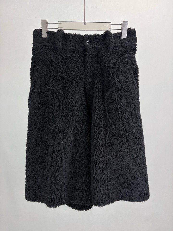 Maison Margiela Maison Margiela Fleece Shorts Black Size 26 Size US 26 / EU 42 - 1 Thumbnail