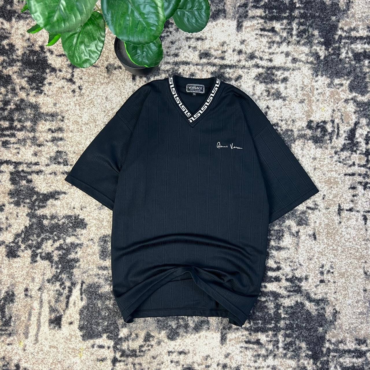 Versace Jeans Couture Versace Jeans Couture Luxury Y2K Mini Logo T-Shirt 1TS11 Size US XXL / EU 58 / 5 - 1 Thumbnail