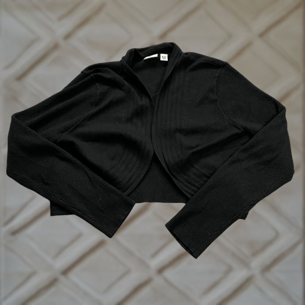 Vintage Cato Sweater Cardigan Women 18/20 Solid Black Long Sleeve Knit Casual All Seasons Raglan Sleeve Vintage No Size XXL / US 16-18 / IT 52-54 - 1 Thumbnail