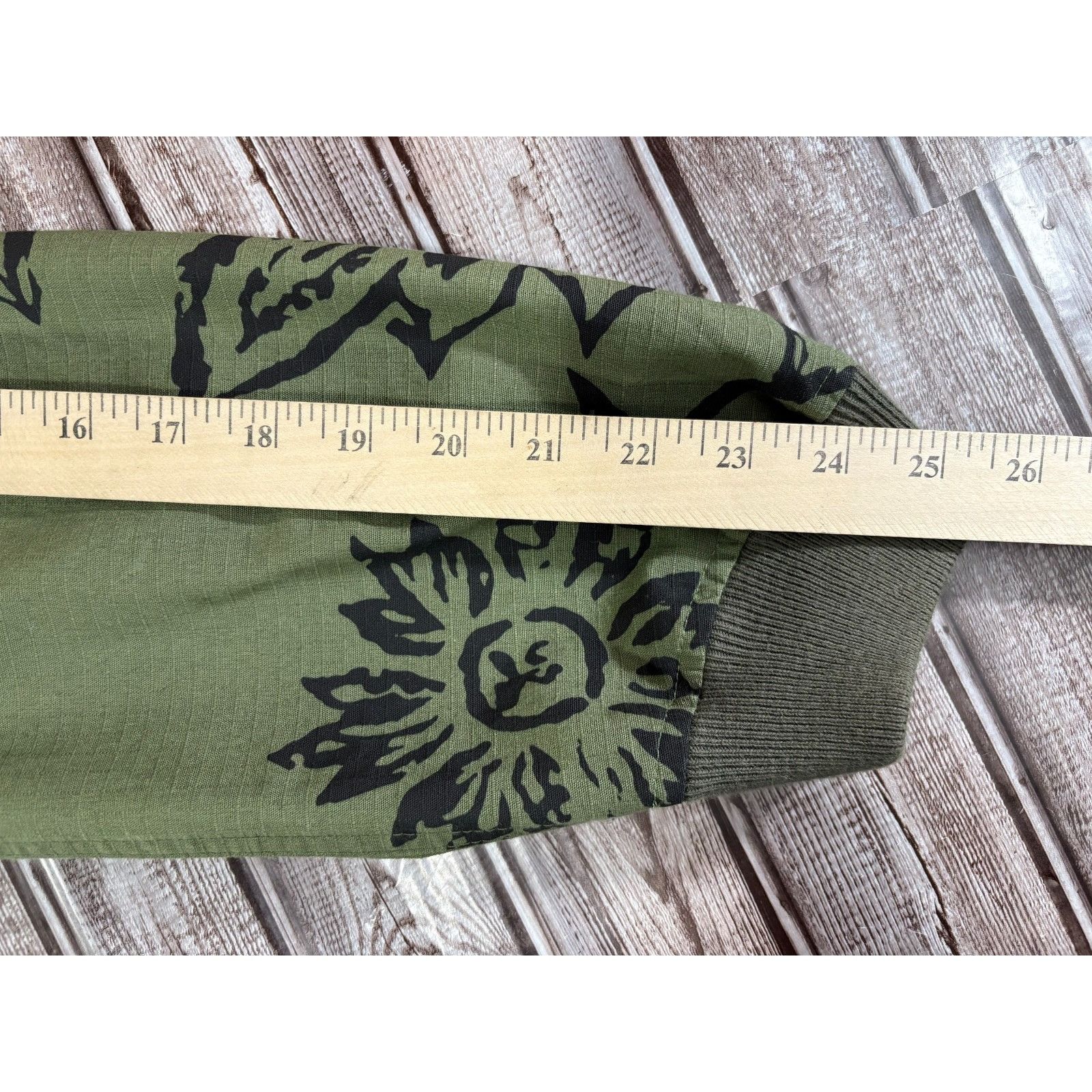 Engineered Garments Engineered Garments Floral Print Ripstop Aviator Jacket size Size US L / EU 52-54 / 3 - 11 Thumbnail