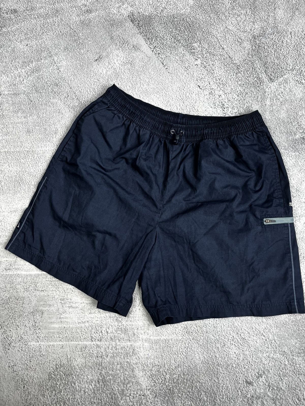 Nike Nike shorts vintage 90s size xl Size US 34 / EU 50 - 1 Thumbnail
