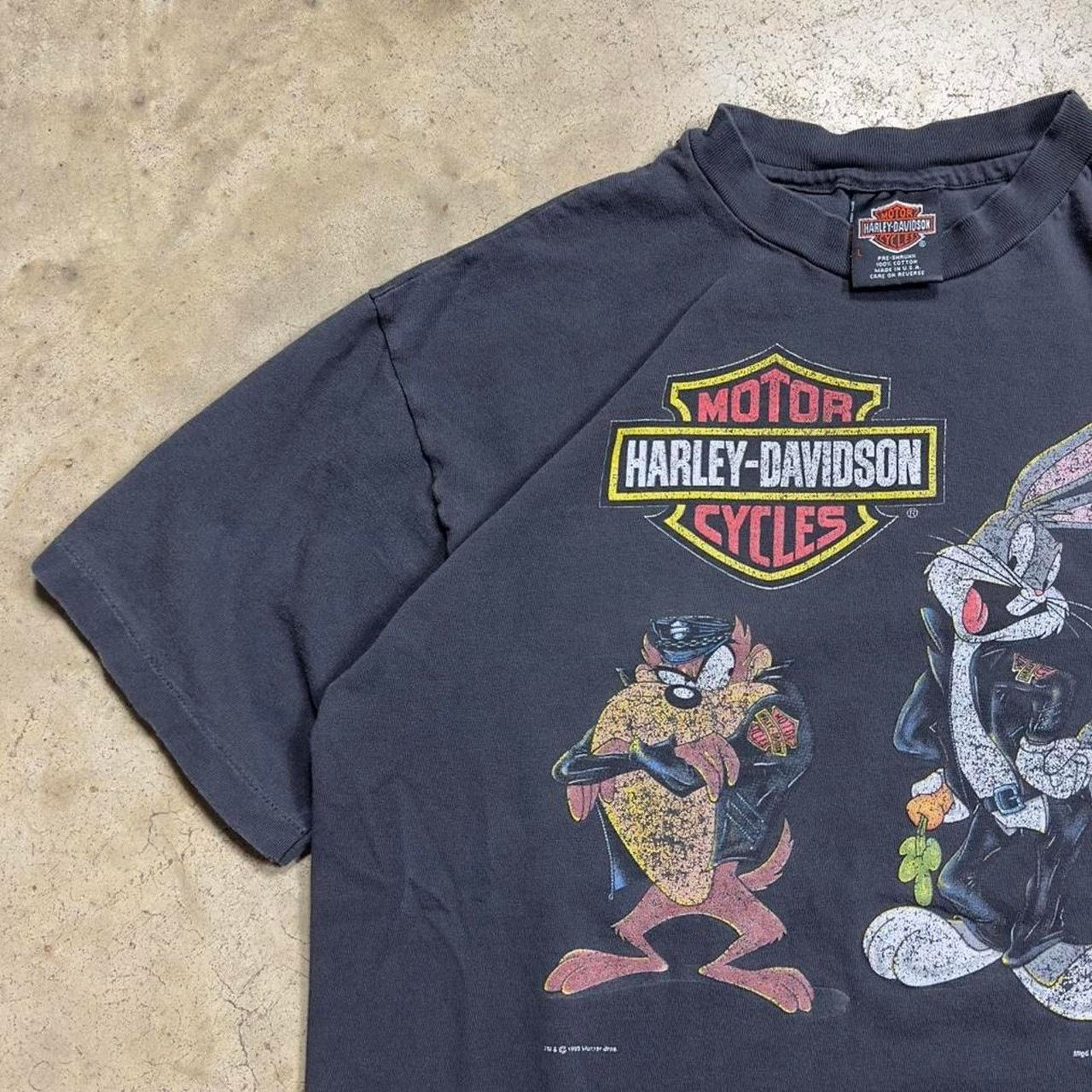Harley Davidson × Vintage Vintage 1993 Harley Davidson Loony Tunes Graphic T-shirt Size US L / EU 52-54 / 3 - 4 Thumbnail