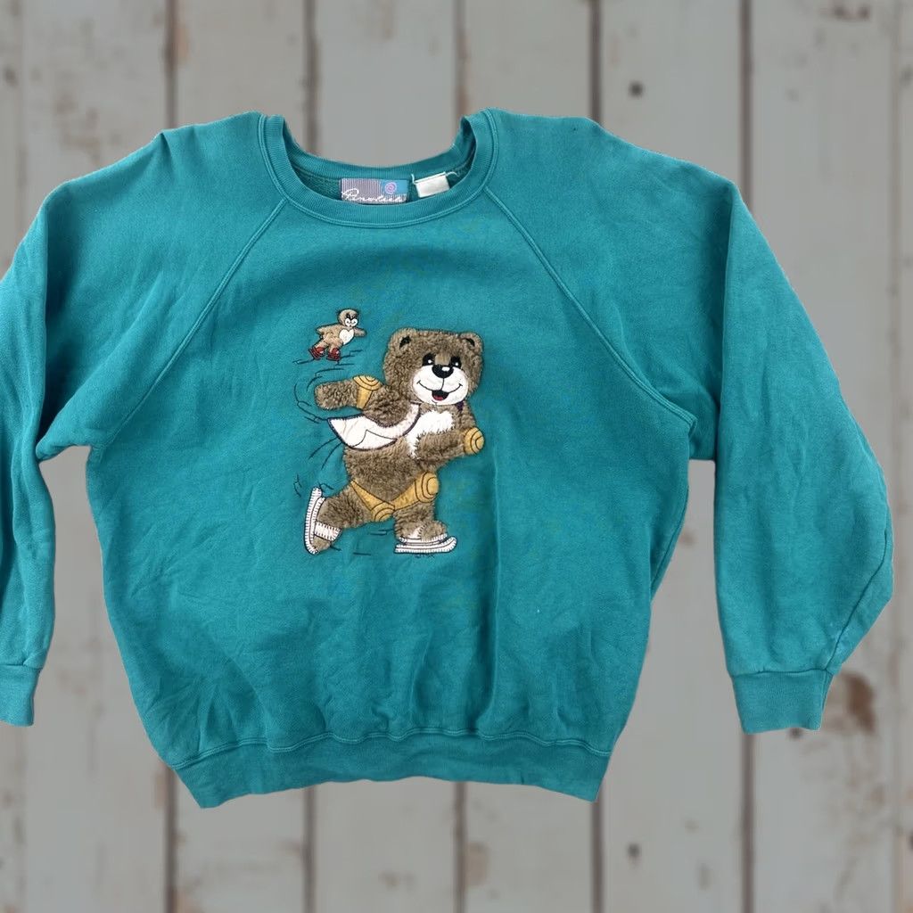 Vintage VINTAGE Unbranded Sweatshirt Shirt Mens L Green Raglan Embroidered 90s Arts & Crafts Skating Bears Size US L / EU 52-54 / 3 - 1 Thumbnail