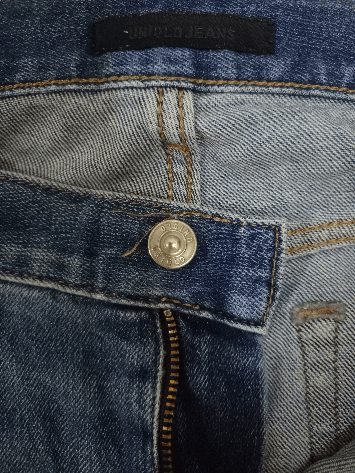 Japanese Brand × Uniqlo Vintage Uniqlo Blue Wash Classic Style Distressed Jeans Size US 33 - 4 Thumbnail