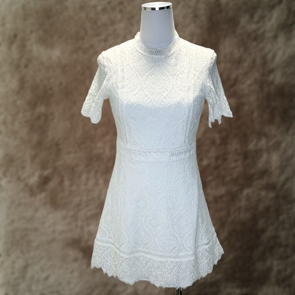 CO Hailey Co Boutique White Lace Event Dress Women Size S Cap Sleeve Crew Neck A-Line Mini Lined Short Sleeve Party Wedding 100% GENUINE Size S / US 4 / IT 40 - 1 Thumbnail