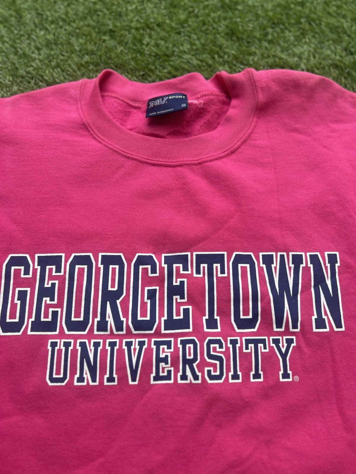 Vintage Georgetown University Sweatshirt Pink MV Sport Crewneck Size US M / EU 48-50 / 2 - 2 Thumbnail