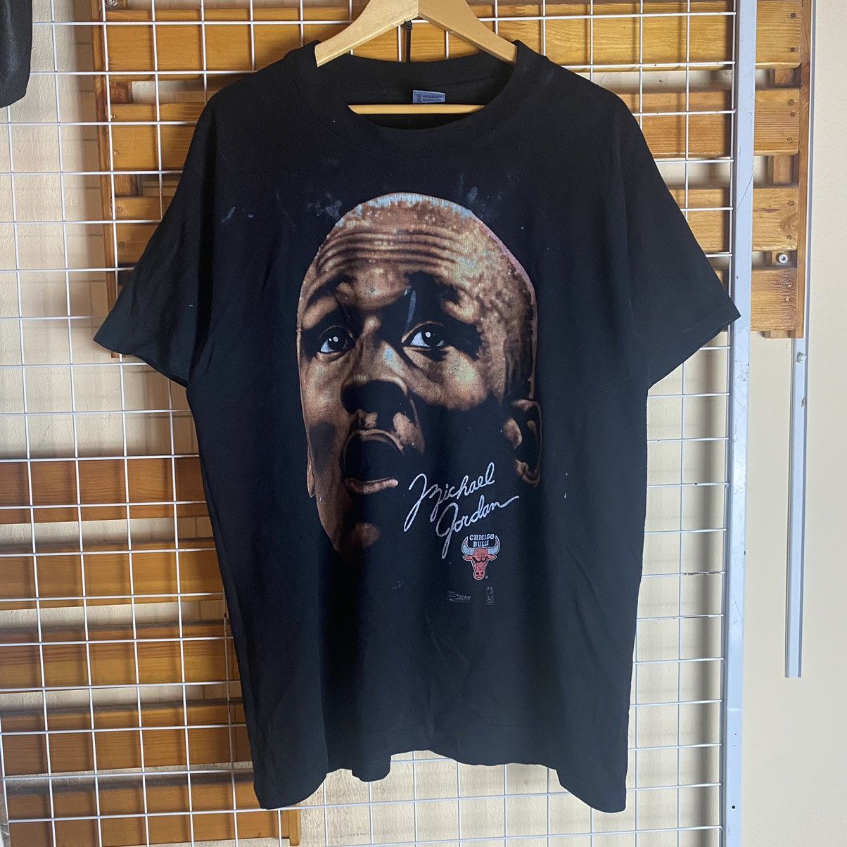 Jordan Brand × NBA × Vintage Vintage 90s rare Re Dye Micheal Jordan Chicago bulls distres Size US XL / EU 56 / 4 - 1 Thumbnail