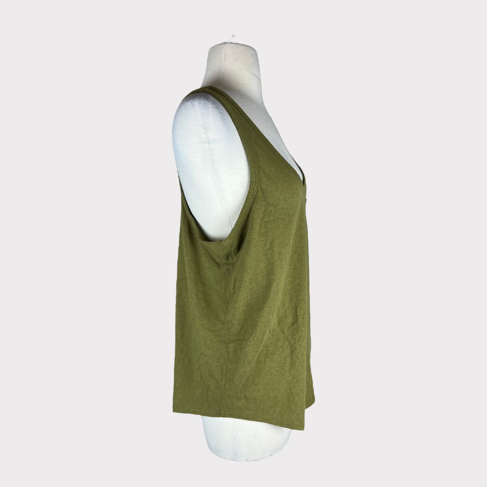 Gap Gap | Racerback Tank | Medium NWT Size M / US 6-8 / IT 42-44 - 2 Thumbnail
