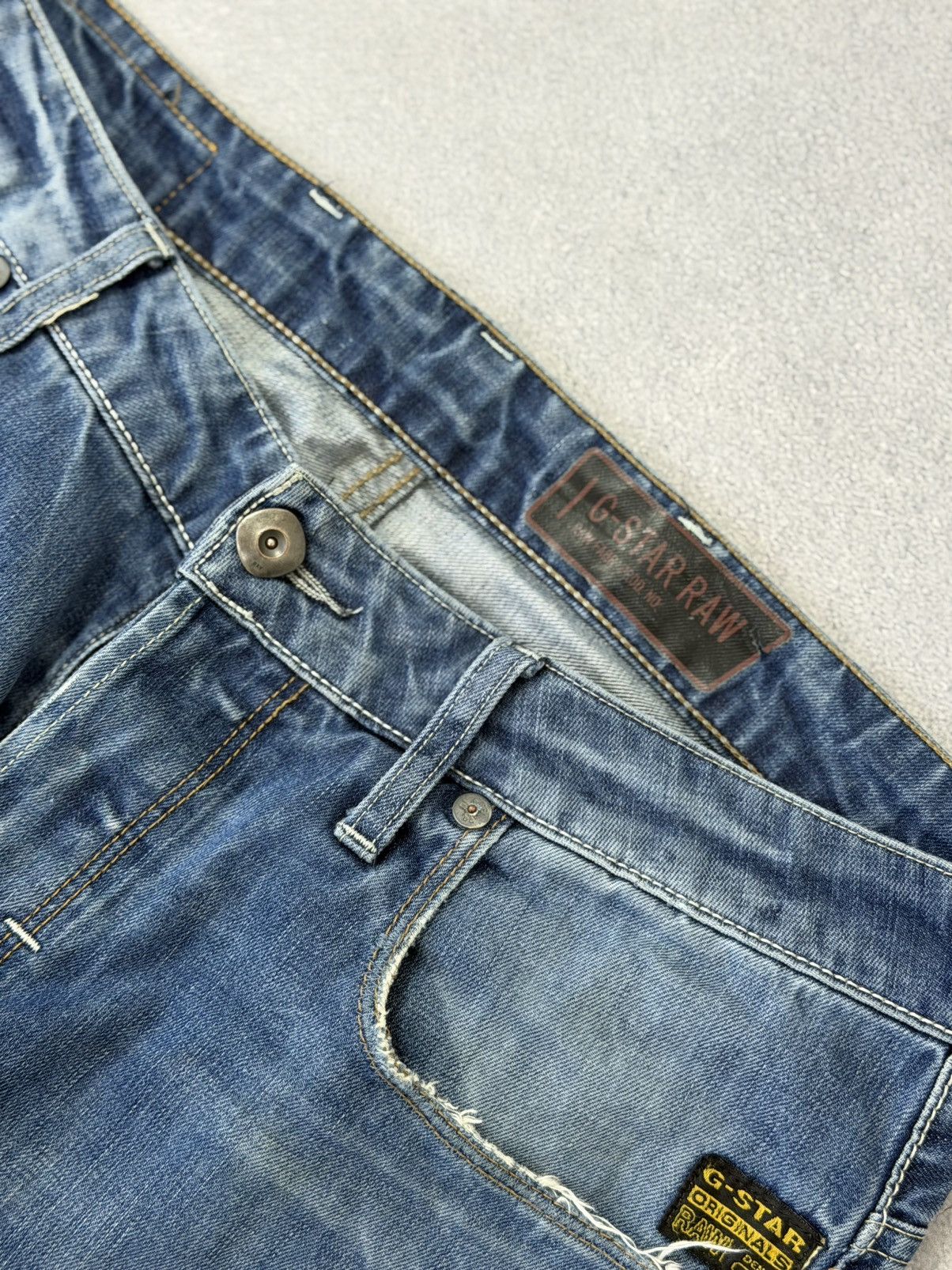 G-Star 00s G Star Tornado Mart Style Buckle Back Washed Denim Jeans Size US 32 / EU 48 - 18 Thumbnail