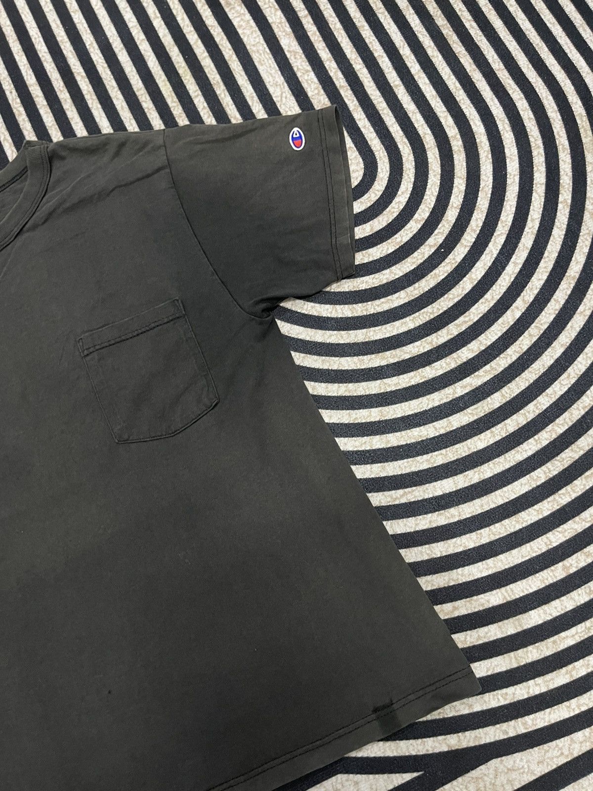 Champion 90s CHAMPION HEAVYWEIGHT“DRESS UP MY BIKE” RARE SUNFADED TEE Size US M / EU 48-50 / 2 - 8 Thumbnail