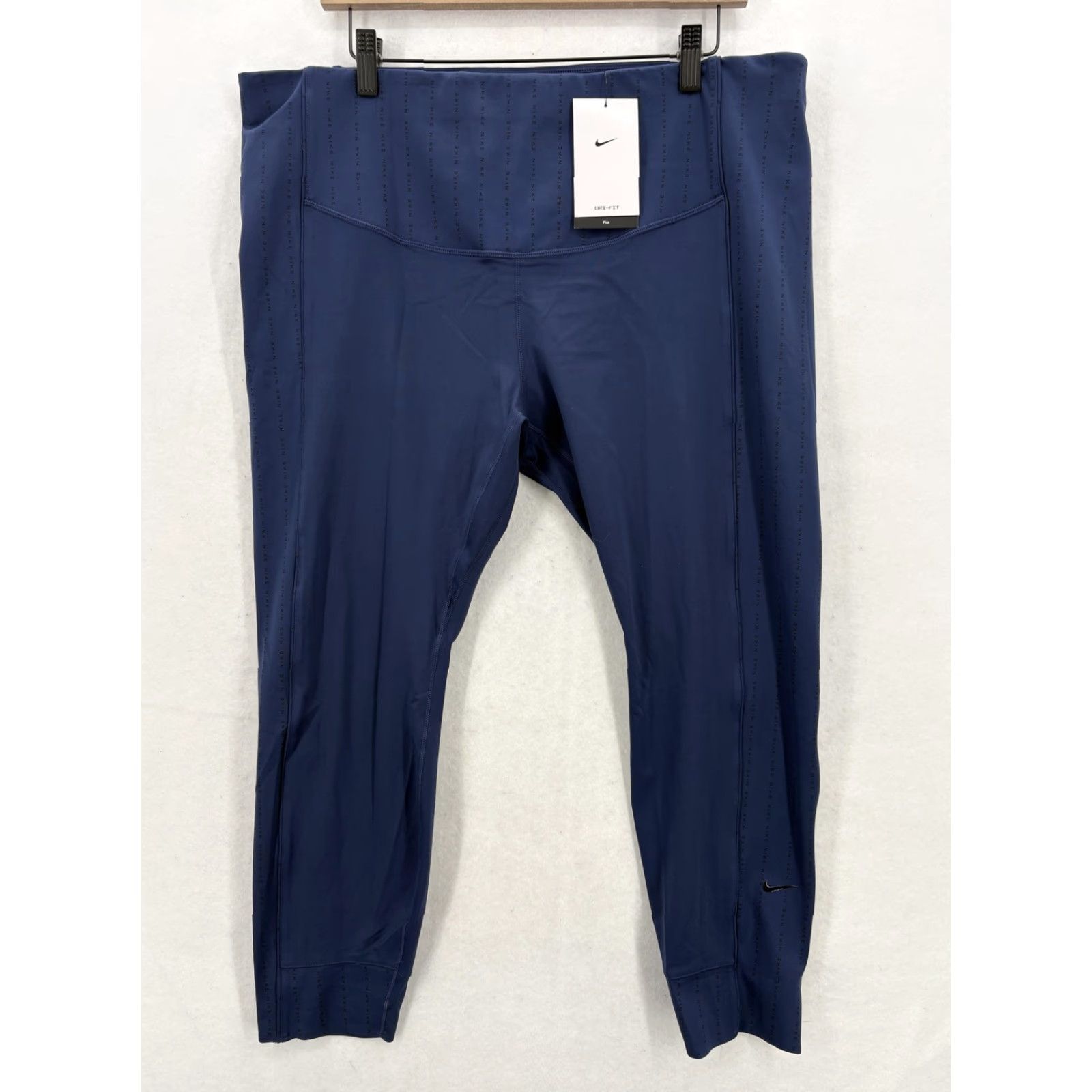 Nike VINTAGE Nike One Luxe Leggings Womens 2X Blue Dri-FIT Plus Mid Rise 7/8 Training Gym Size 40" / US 18 - 2 Thumbnail