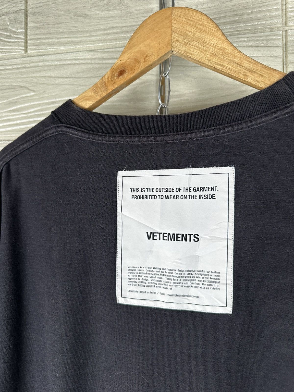 Vetements Vetements - Demna Gvasalia A/W18 Inside Out Oversize T-Shirt Size US L / EU 52-54 / 3 - 7 Thumbnail