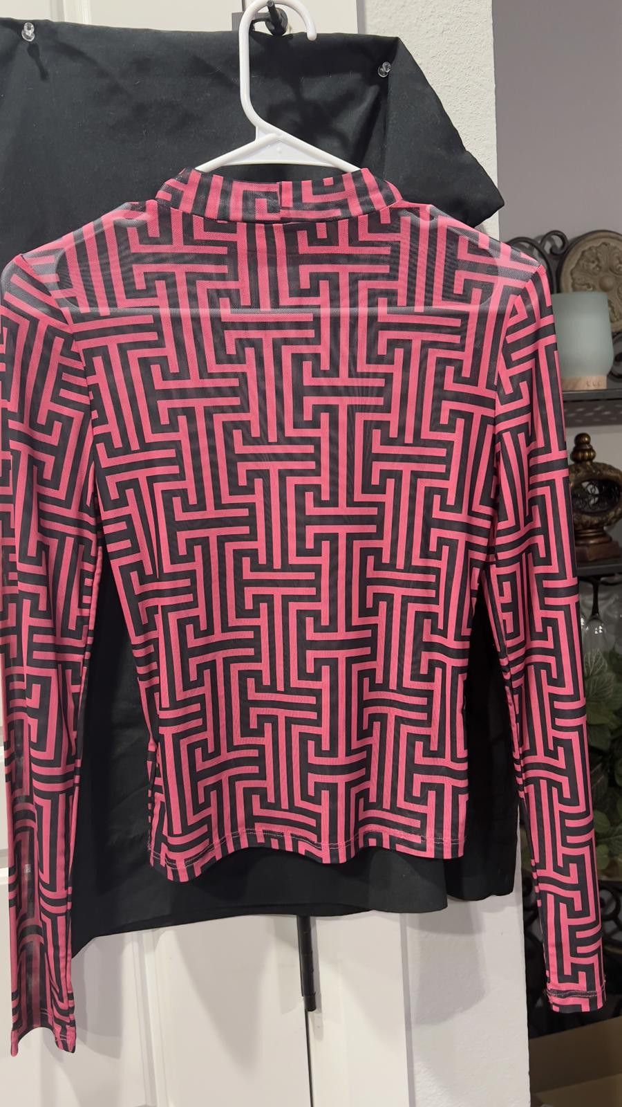 Other YMI Collections Pink Geometric Long Sleeve Top Size S / US 4 / IT 40 - 2 Thumbnail