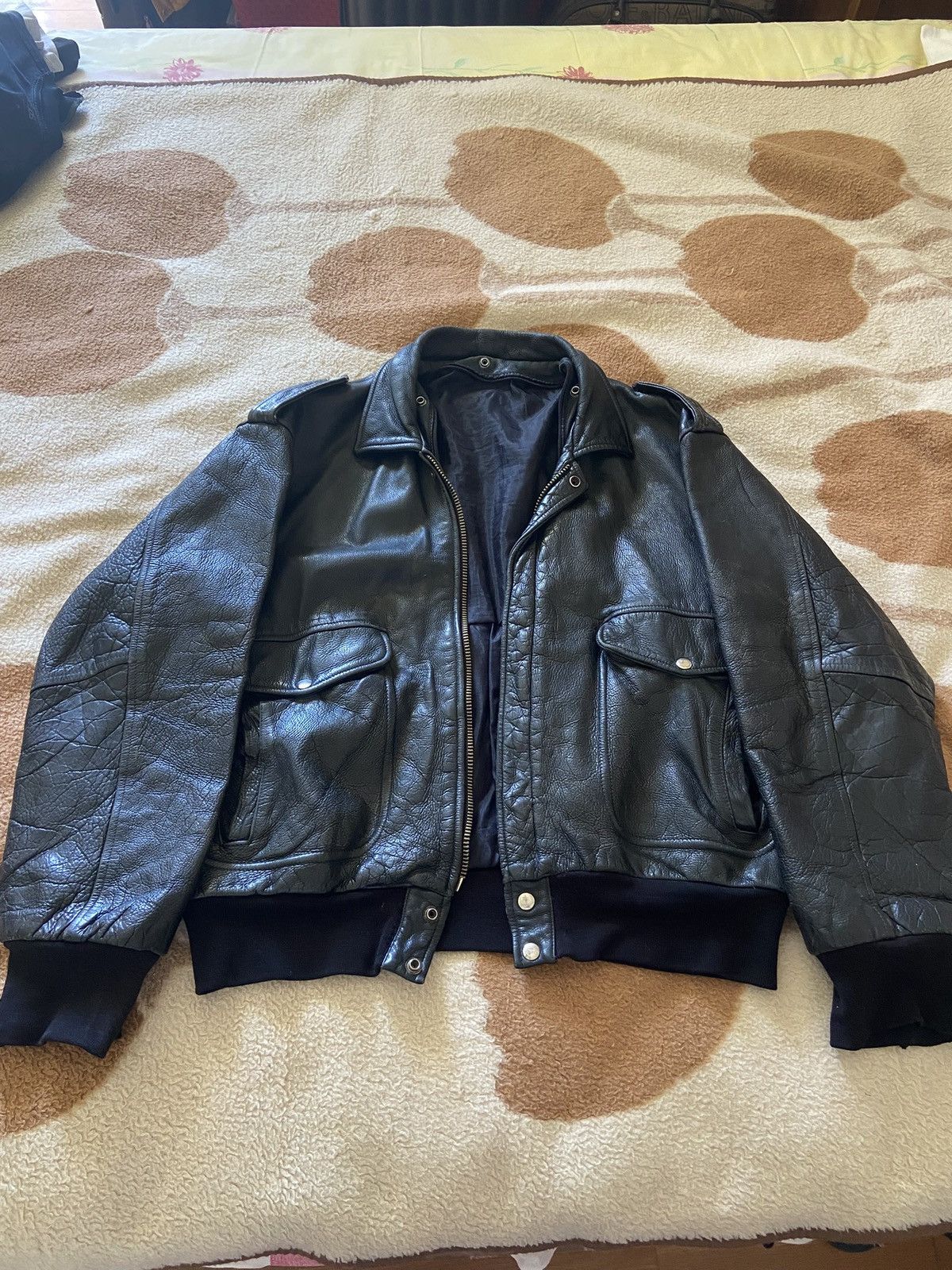 Genuine Leather Vintage leather bomber Size US L / EU 52-54 / 3 - 6 Thumbnail