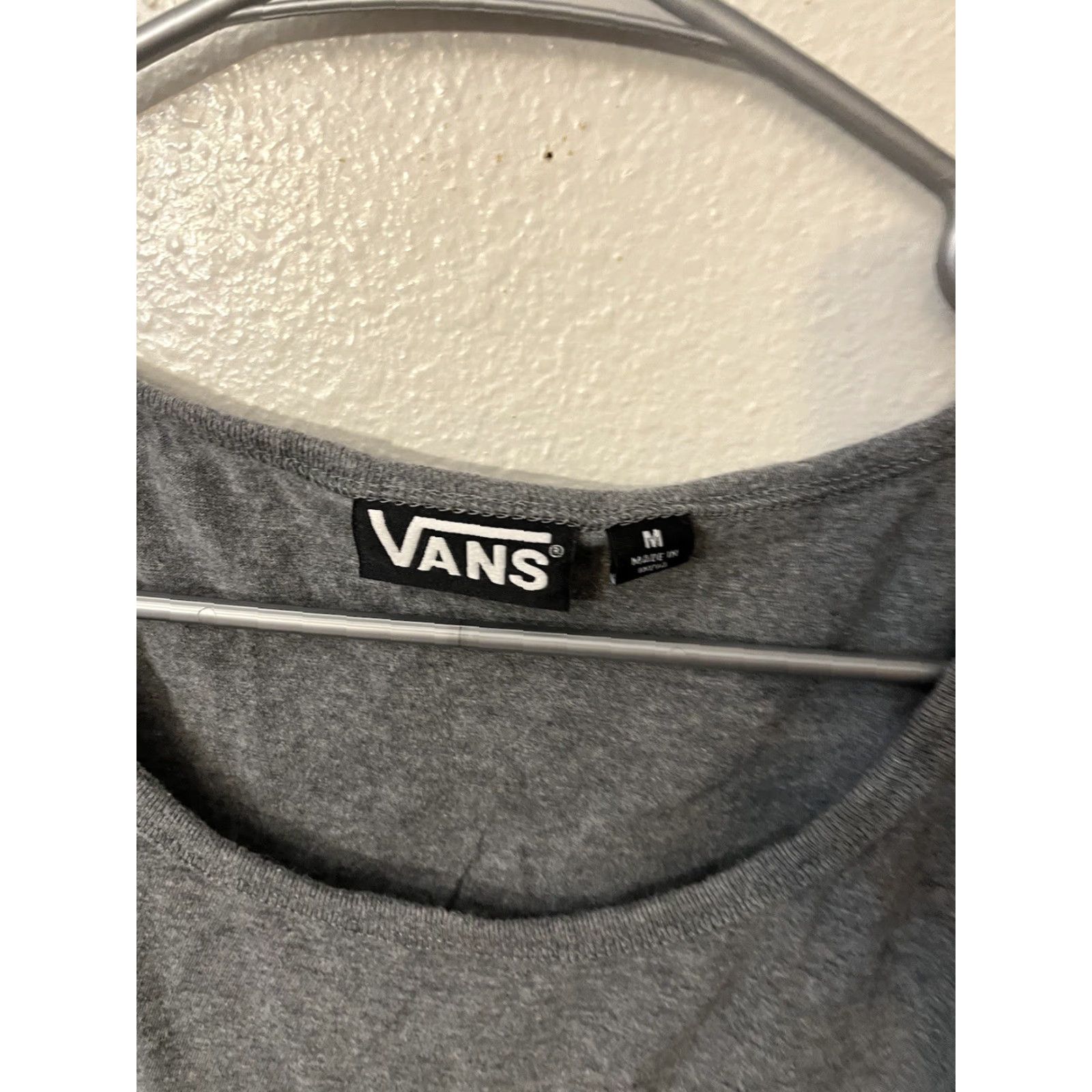 Vans VINTAGE Vans Off The Wall Gray Muscle Tank Top Adult Men M Rose Theme T-Shirt Men's Shirt - Size US M / EU 48-50 / 2 - 2 Thumbnail