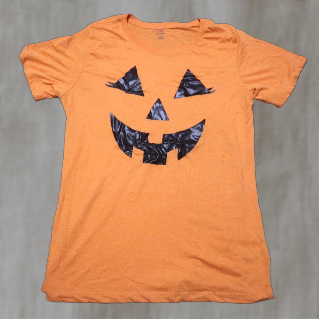 Vintage Halloween Shirt Adult Women's Size L Large Orange Pumpkin Jack-O-Lantern Tee T-Shirt Size L / US 10 / IT 46 - 1 Thumbnail