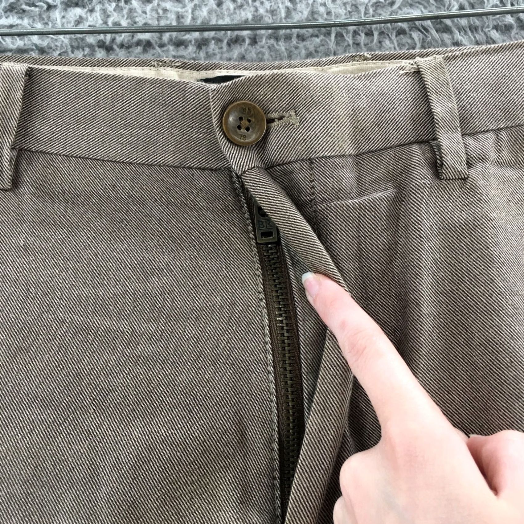 Banana Republic Banana Republic Kentfield Chino Pants Mens 34x30 Brown Mid Rise Chino Pant Mens Regular Straight Brown Mens Size US 34 / EU 50 - 3 Thumbnail