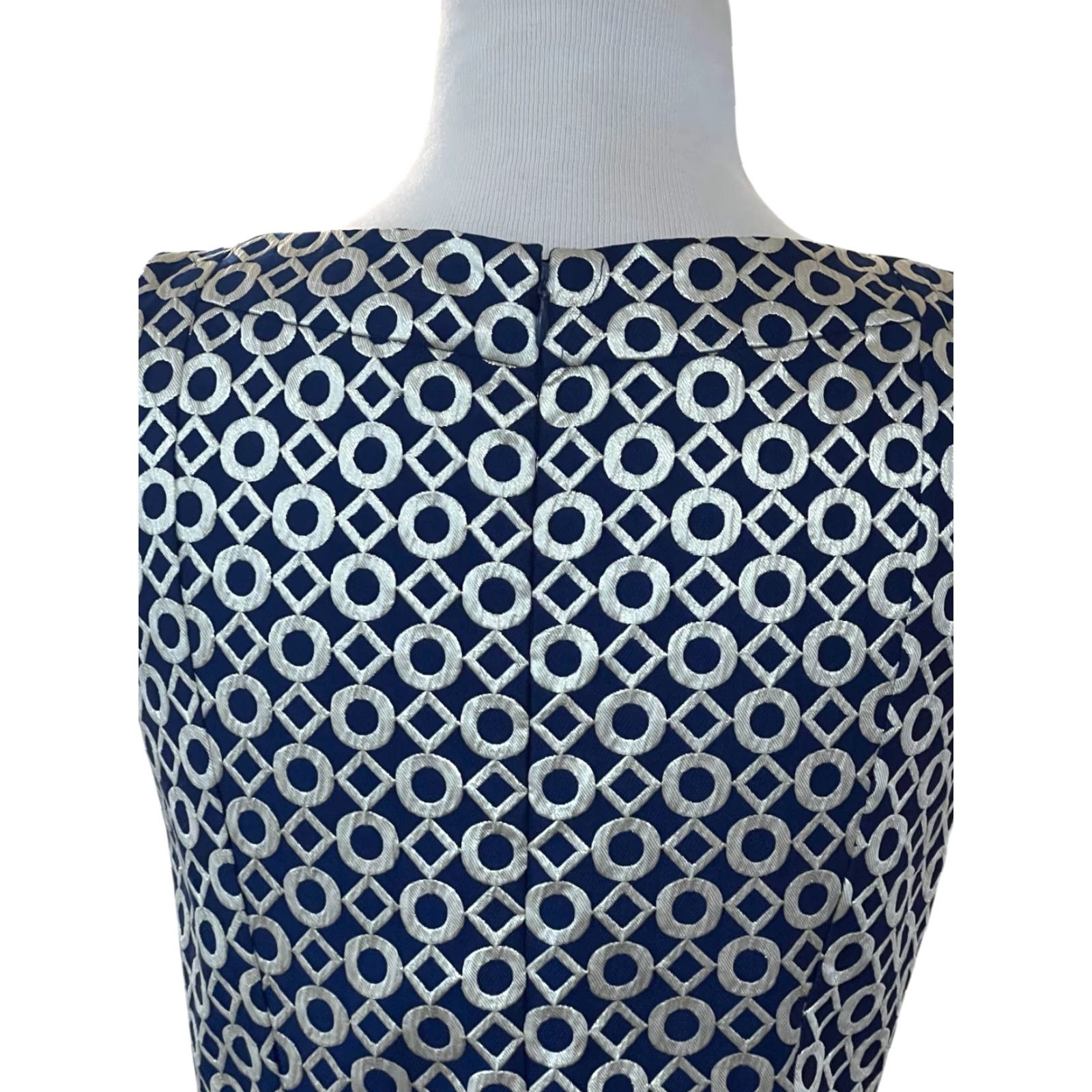 Ralph Lauren Lauren Ralph Lauren Dress Sleeveless Midi Size 2 Navy Blue Champagne Gold Print Womens Size XS / US 0-2 / IT 36-38 - 6 Thumbnail