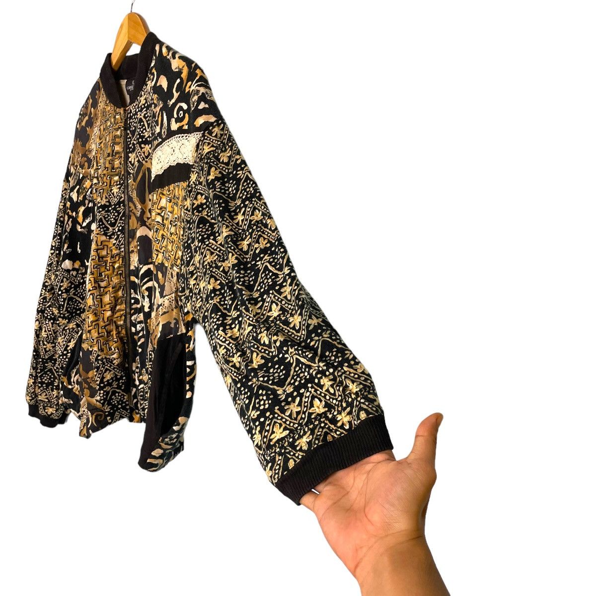 Japanese Brand Japanese Baroque Over Printed Bomber Jacket Size US M / EU 48-50 / 2 - 9 Thumbnail