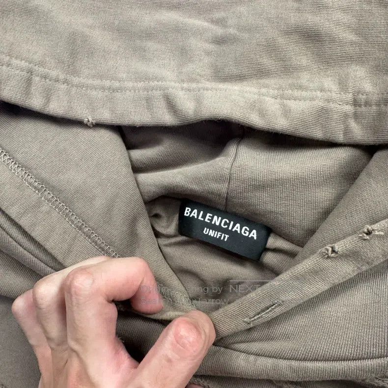 Balenciaga Balenciaga Destroyed Hoodie Size US XS / EU 42 / 0 - 3 Thumbnail