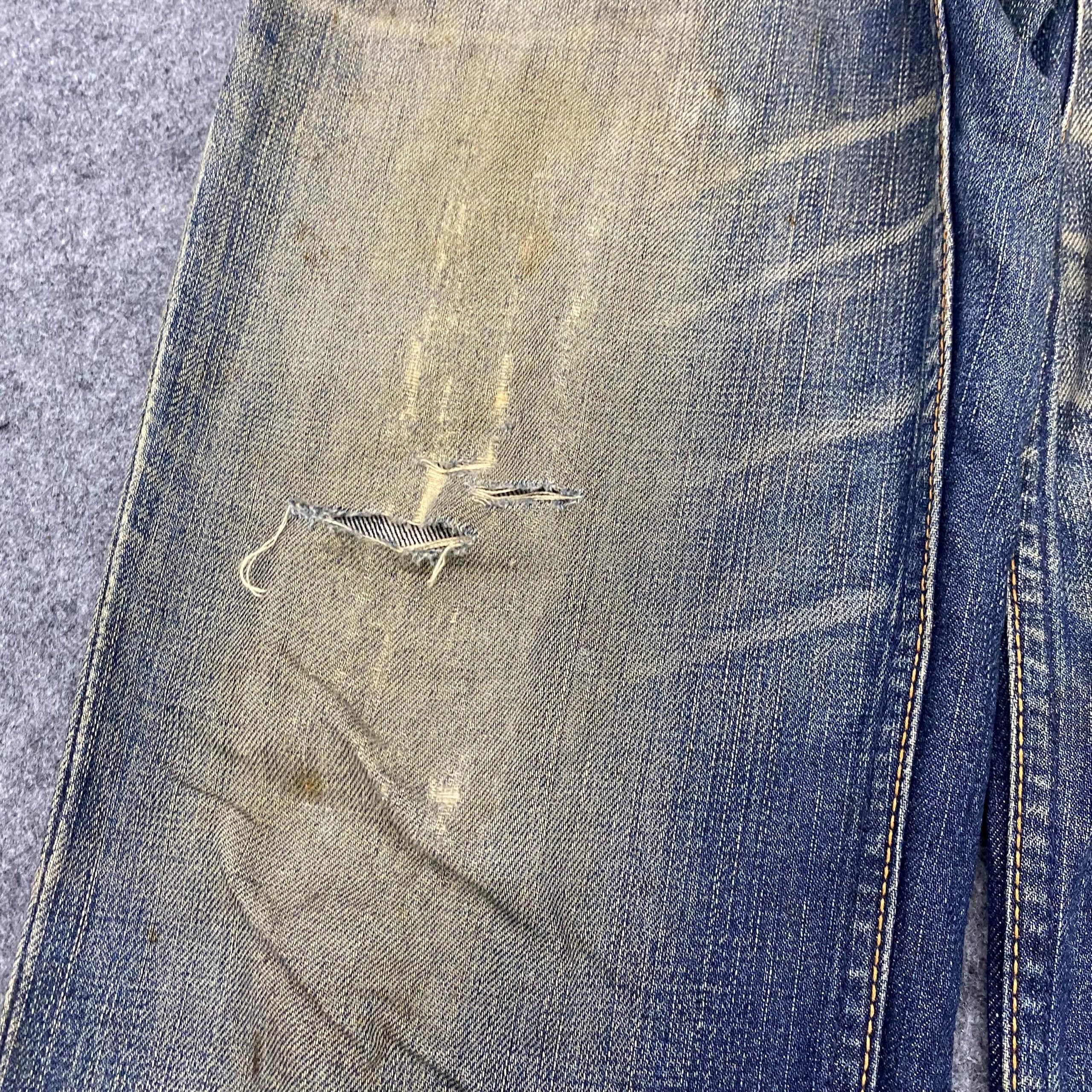 Levi's Vintage Levis 702 Distressed Denim Kurt Cobain Style Size US 30 / EU 46 - 10 Thumbnail