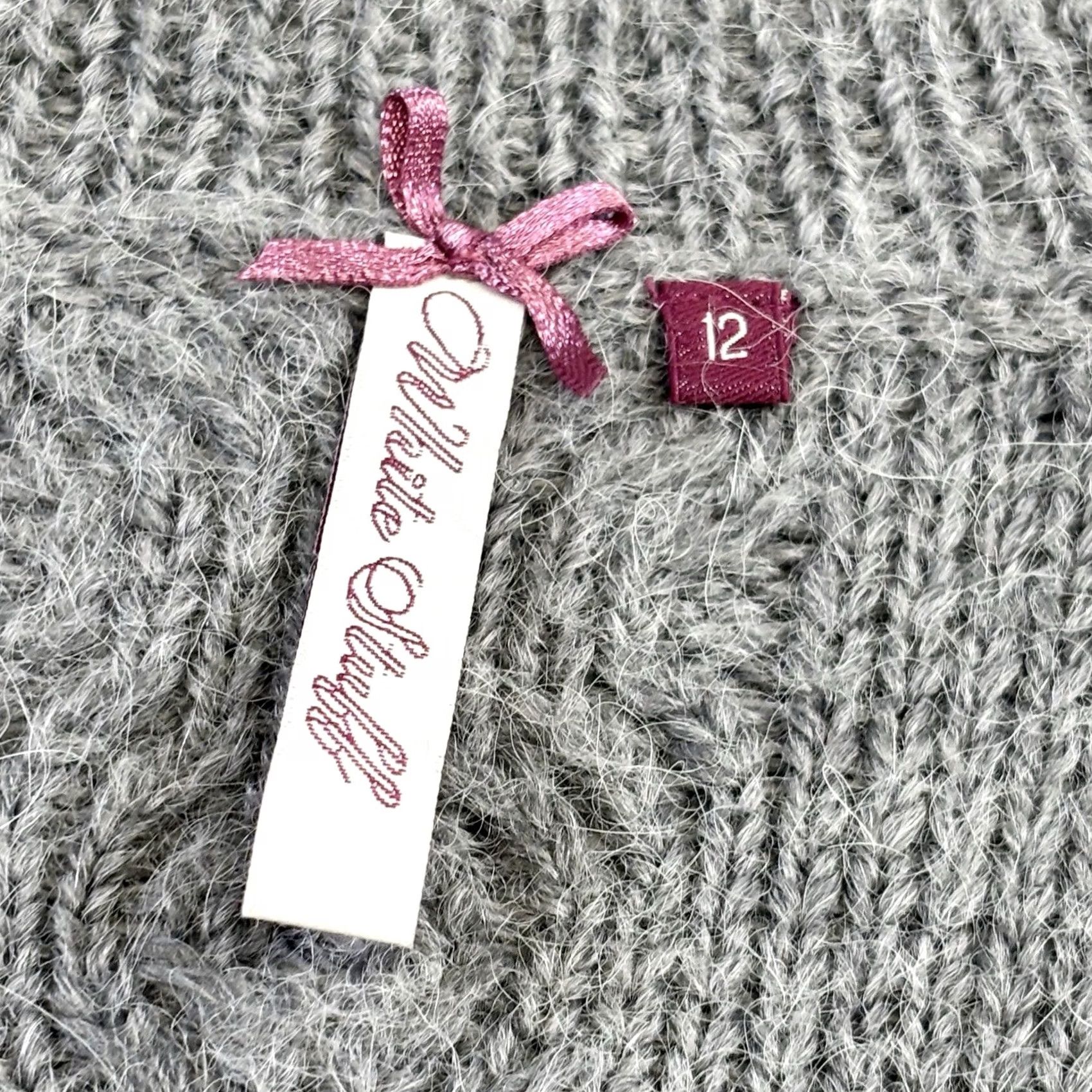 Vintage White Stuff Cardigan Grey Cable-Knit Short Sleeve UK12 Cap Sleeve Vest Adult Womens Cardigan, Alpaca Wool Blend, V-Neck, Hand Wash Only Size XL / US 12-14 / IT 48-50 - 6 Thumbnail