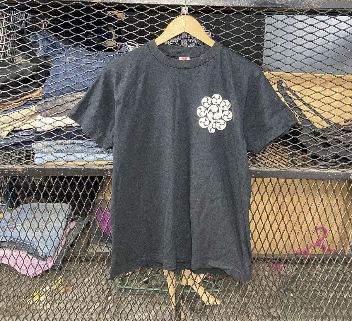 Anime VINTAGE BAKIDOU MUSASHI MIYAMOTO LEGENDDRY SAMURAI RARE TEE Size US M / EU 48-50 / 2 - 5 Thumbnail