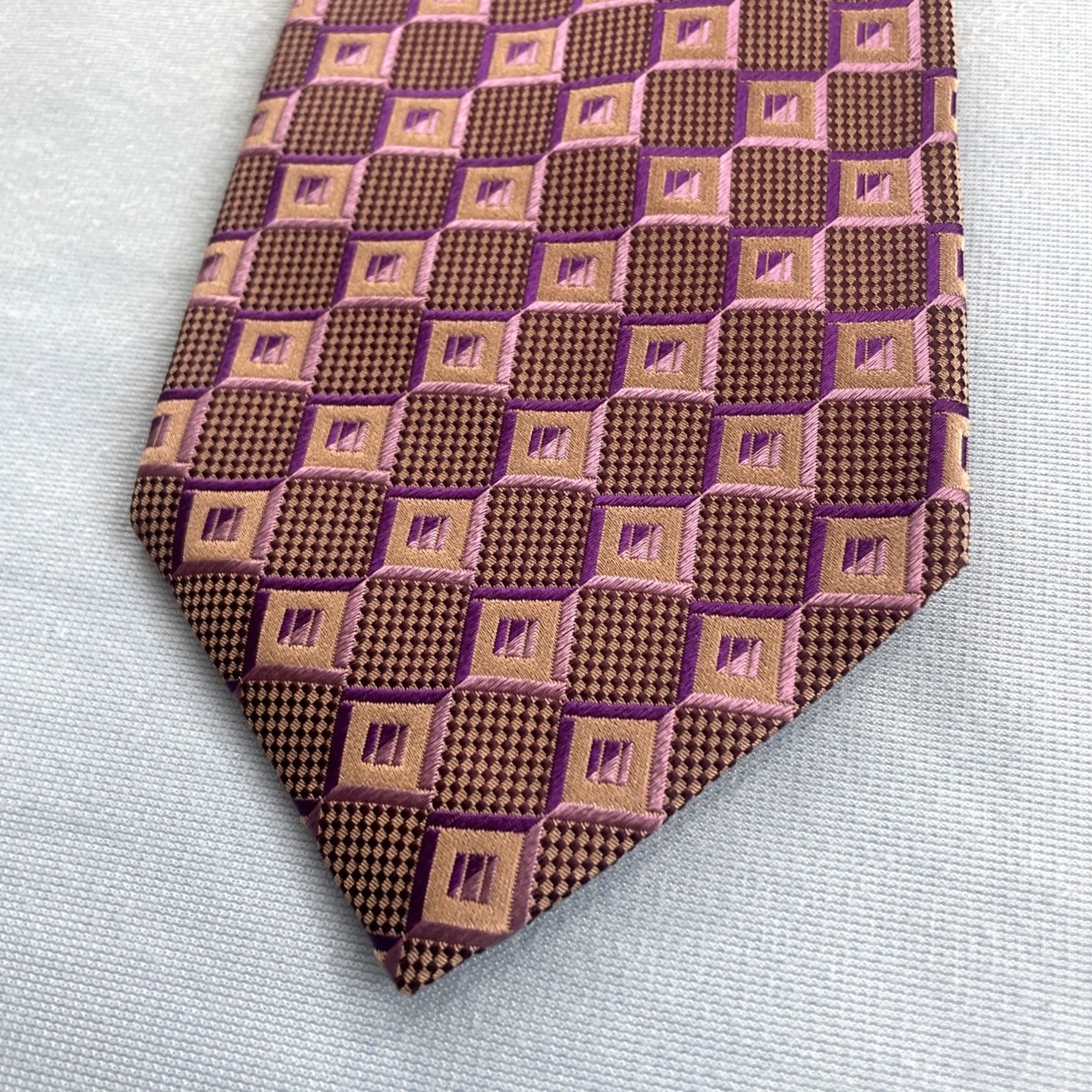 Vintage VINTAGE XMI Tie Geometric Designer Silk 100% Silk Purple Pink Gold Men Classic 57"-60" EUC Size ONE SIZE - 3 Thumbnail