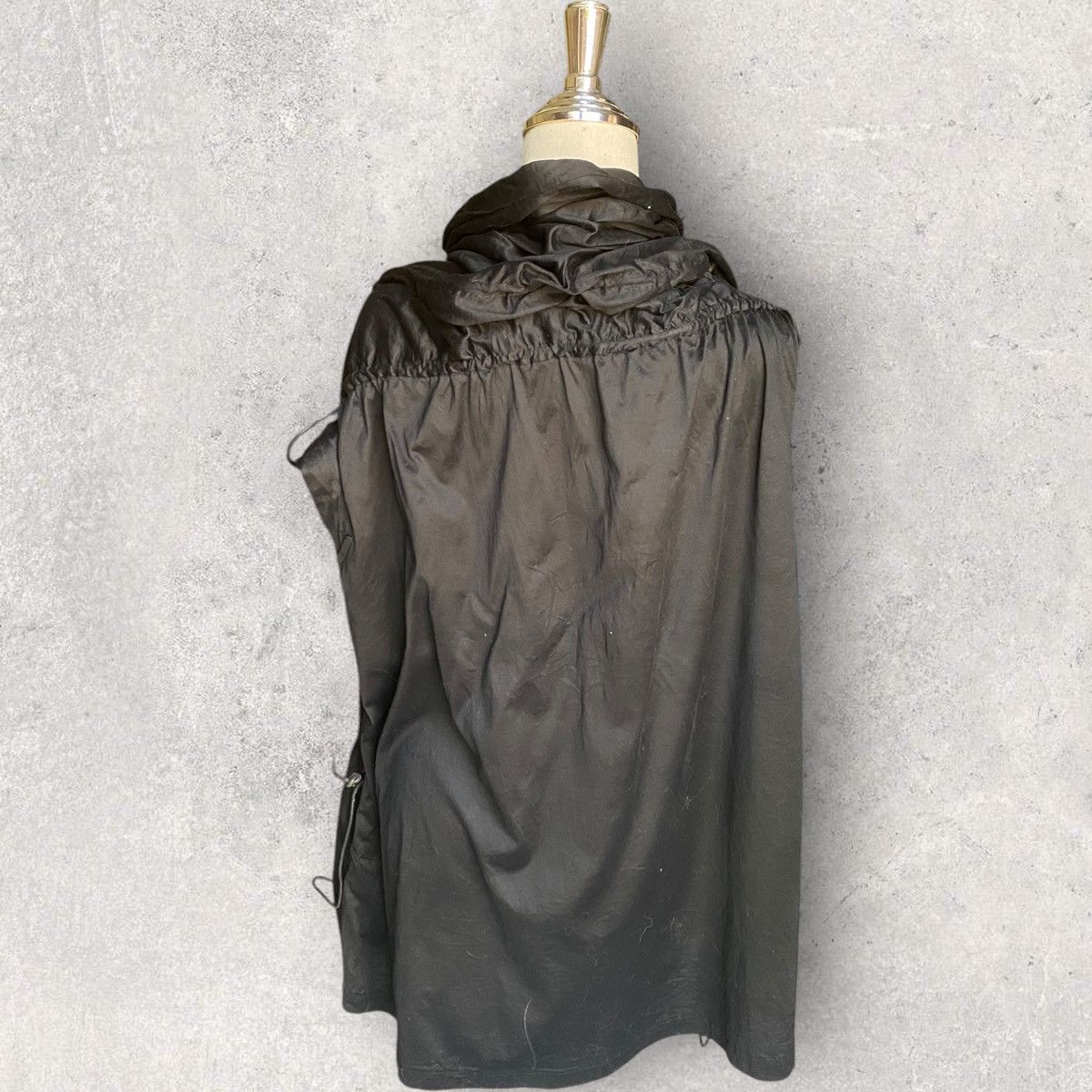Vintage Vintage 90’s Yohji Yamamoto Leather Shrunken Cotton Vest Size S / US 4 / IT 40 - 7 Thumbnail