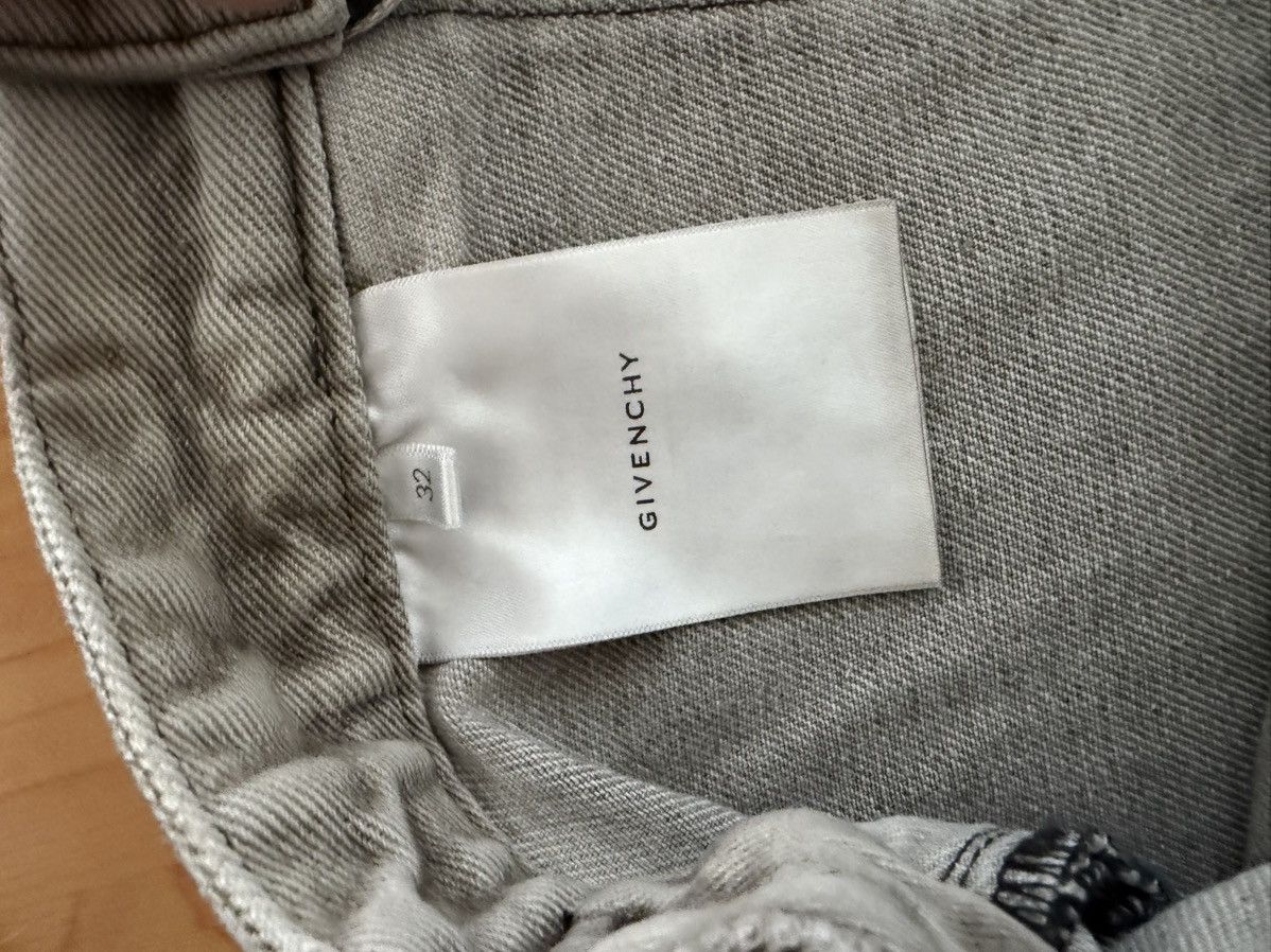 Givenchy Rare Givenchy convertible cargo jeans Size US 32 / EU 48 - 8 Thumbnail