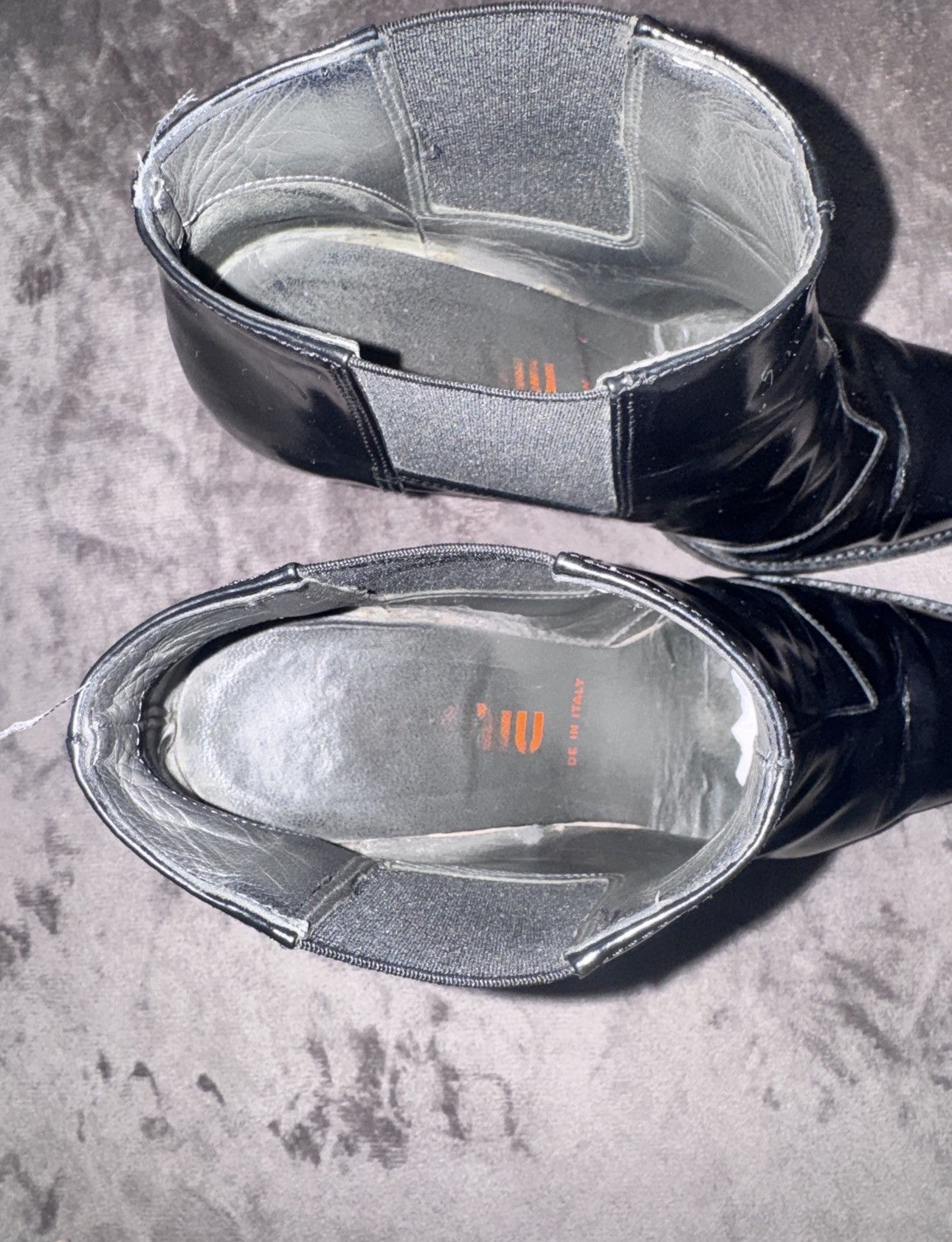 Miu Miu Vintage Miu Miu Chelsea-style ankle boots in patent leather Size US 6 / IT 36 - 9 Thumbnail