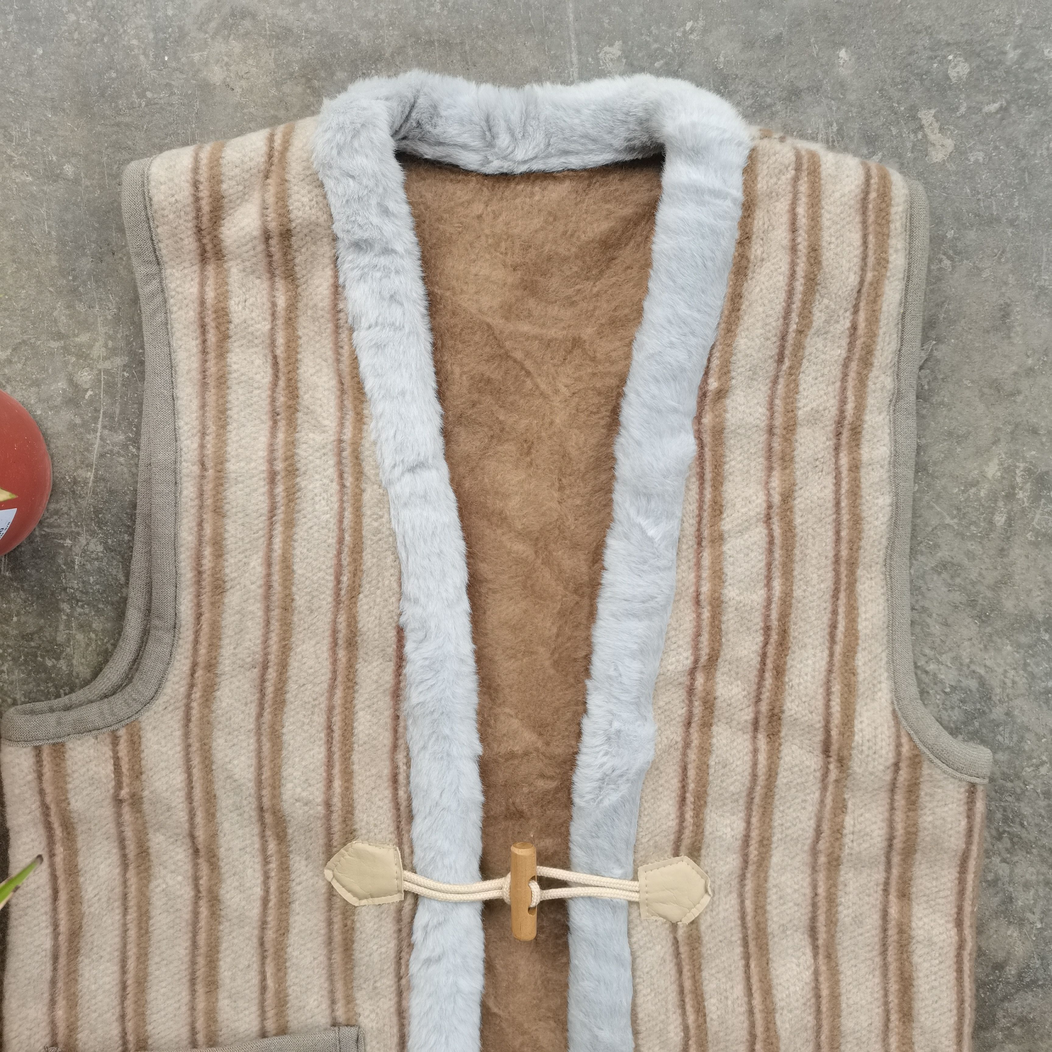 Japanese Brand × Vintage Vintage Rare🔥Japanese Brand Sleeveless Stripes Kimono Size US M / EU 48-50 / 2 - 4 Thumbnail