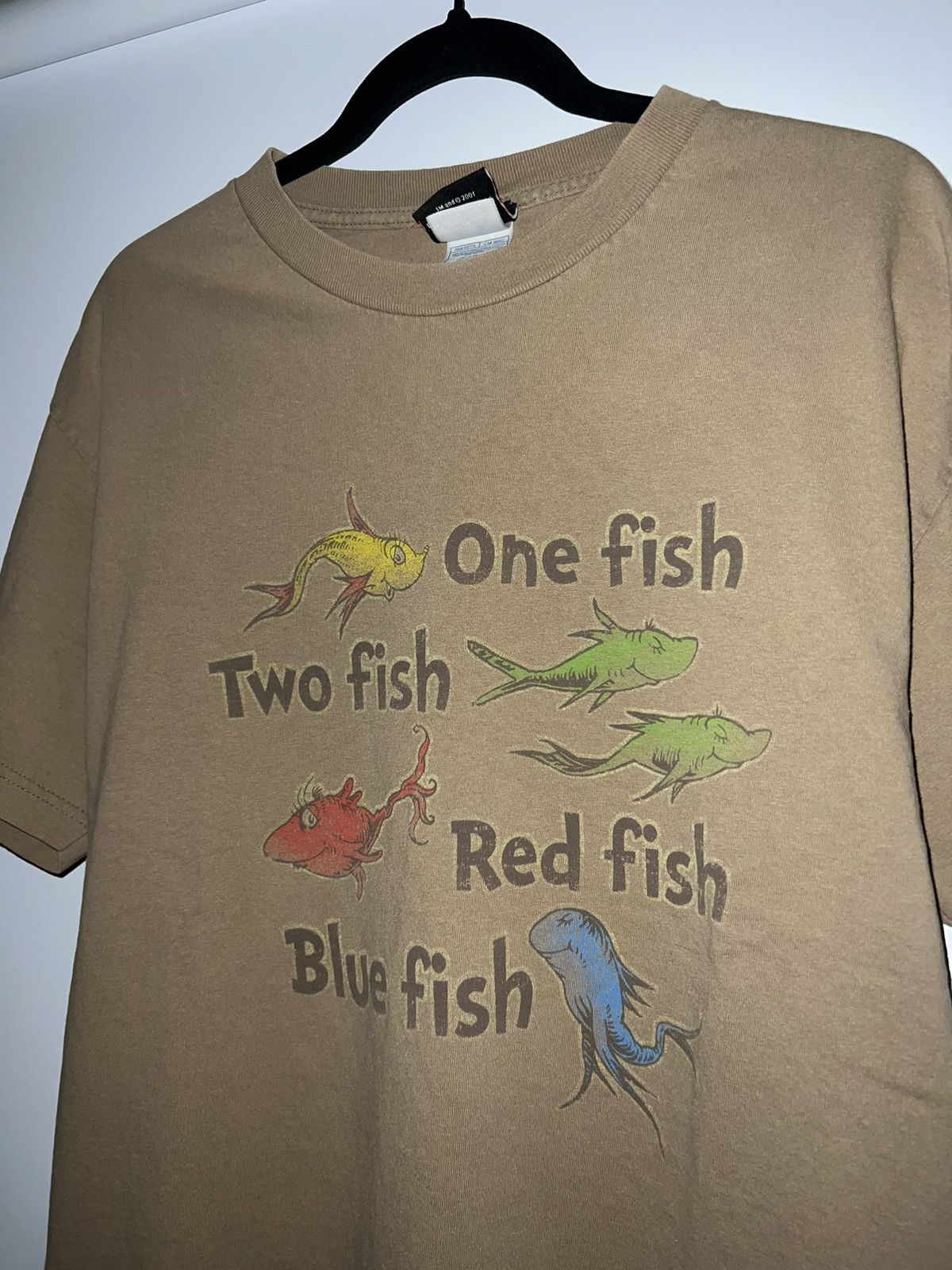 Vintage Vintage Dr. Seuss Brown Fish T-Shirt Size US L / EU 52-54 / 3 - 4 Thumbnail