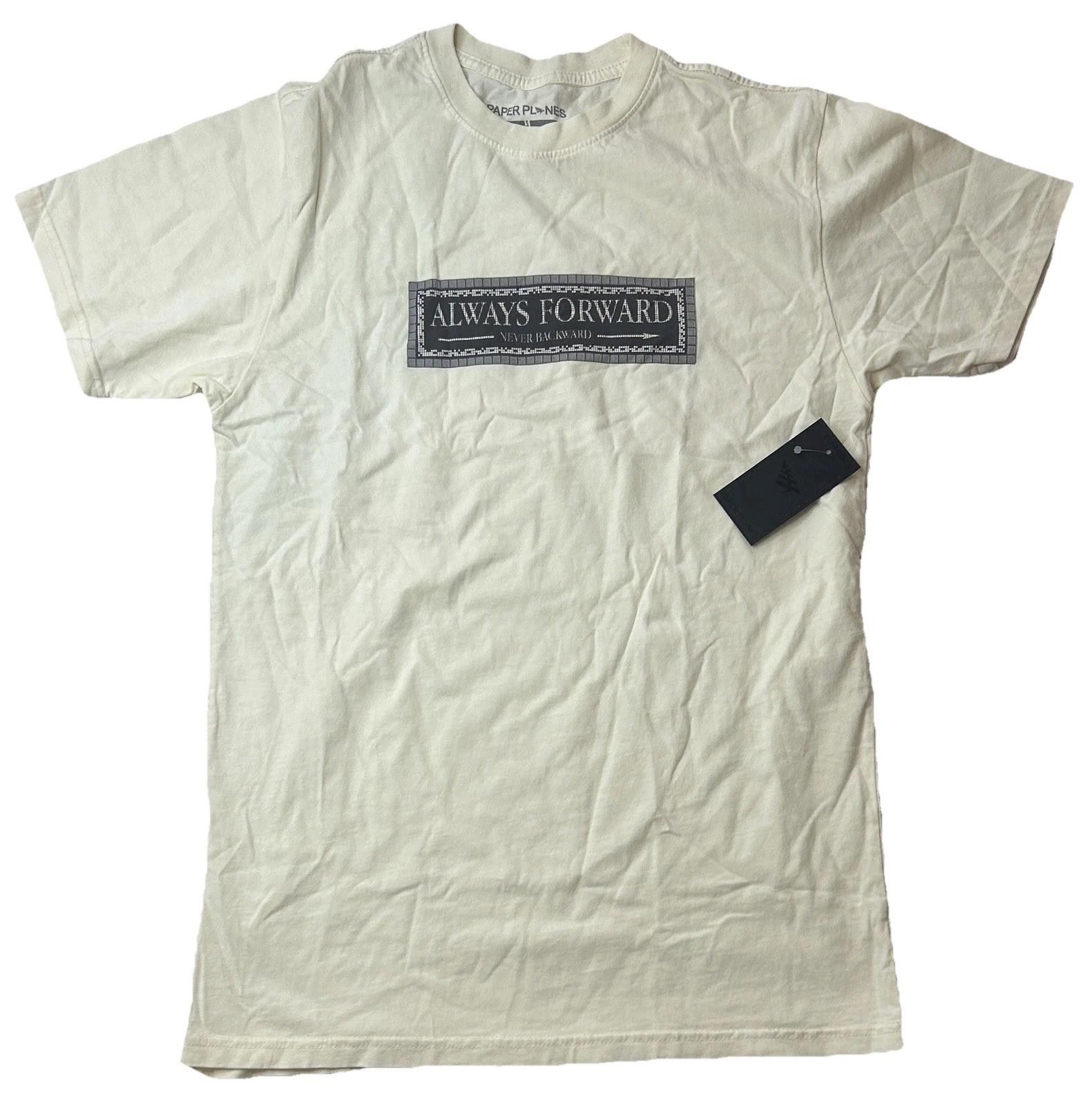 Paper Planes Paper Planes Greatness Is A Process Always Forward Small NWT Size US S / EU 44-46 / 1 - 1 Thumbnail