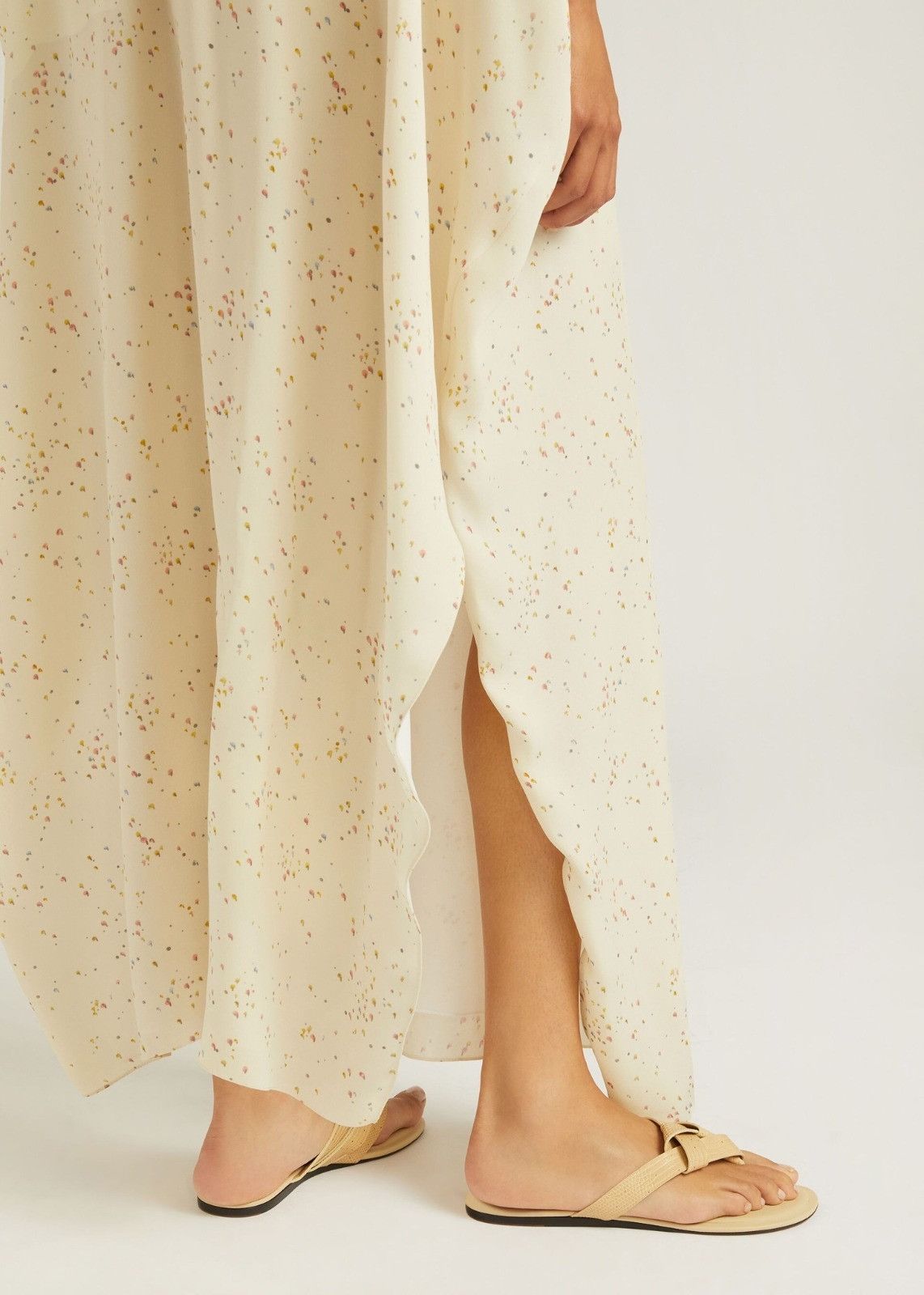 Loro Piana o1srvl11e0824 Cillia Romantic Flowers Maxi Dress in Cream Size XL / US 12-14 / IT 48-50 - 5 Thumbnail